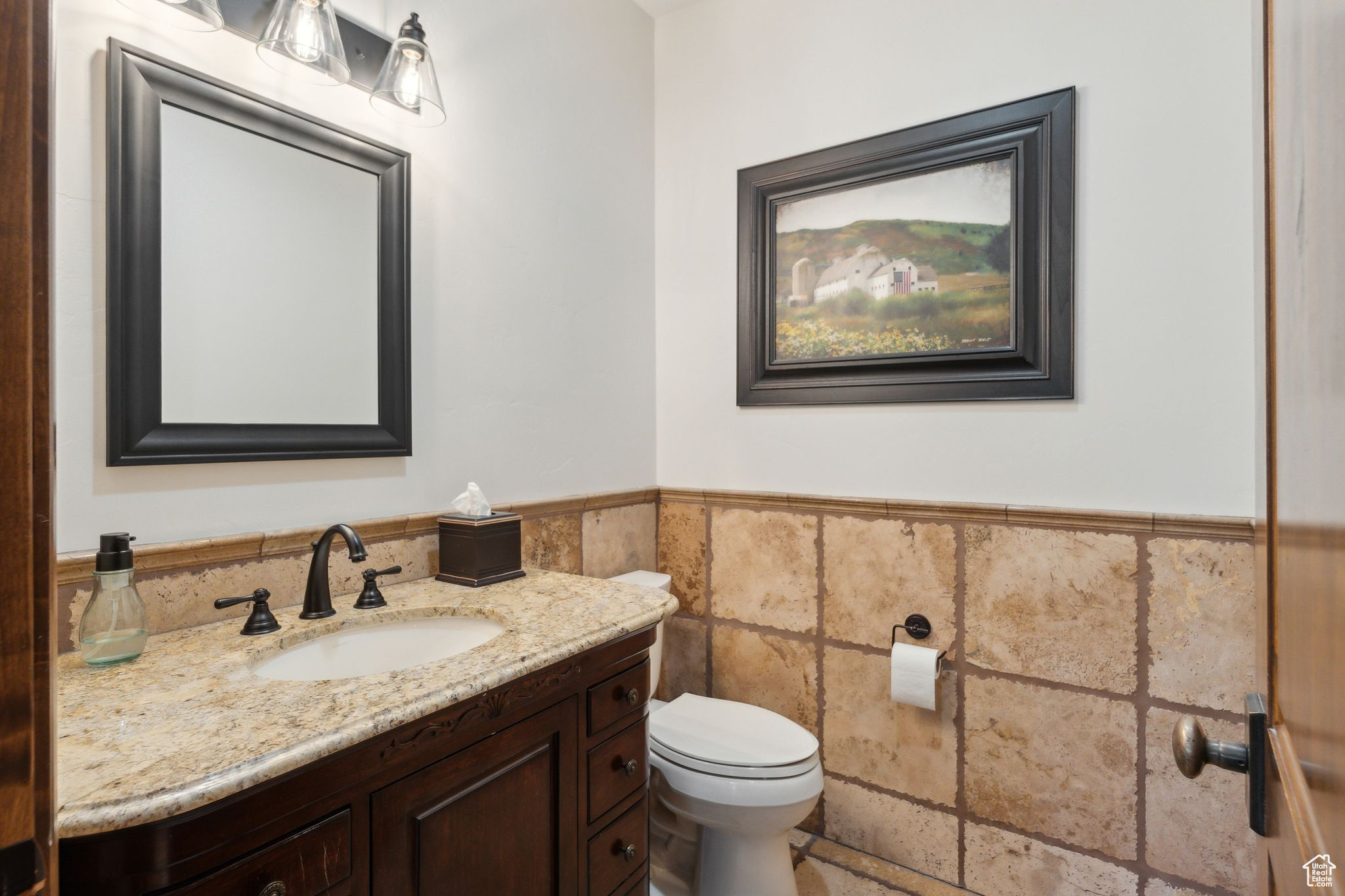 main property photo 65