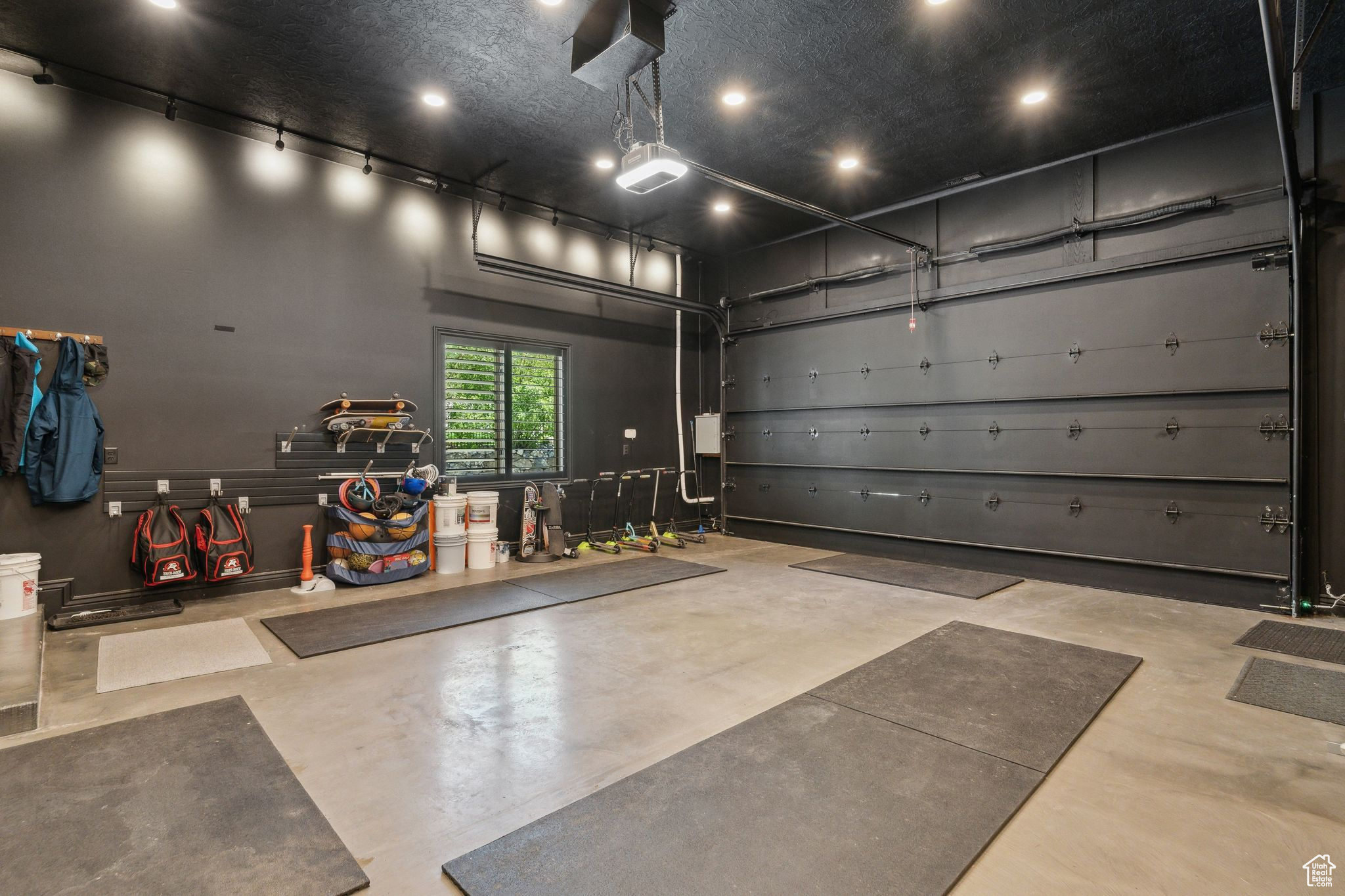 main property photo 68