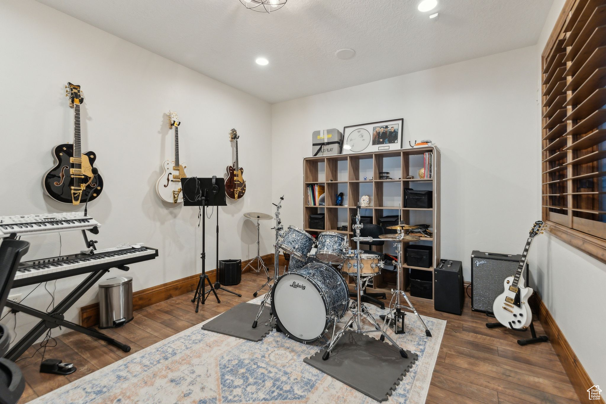 main property photo 72