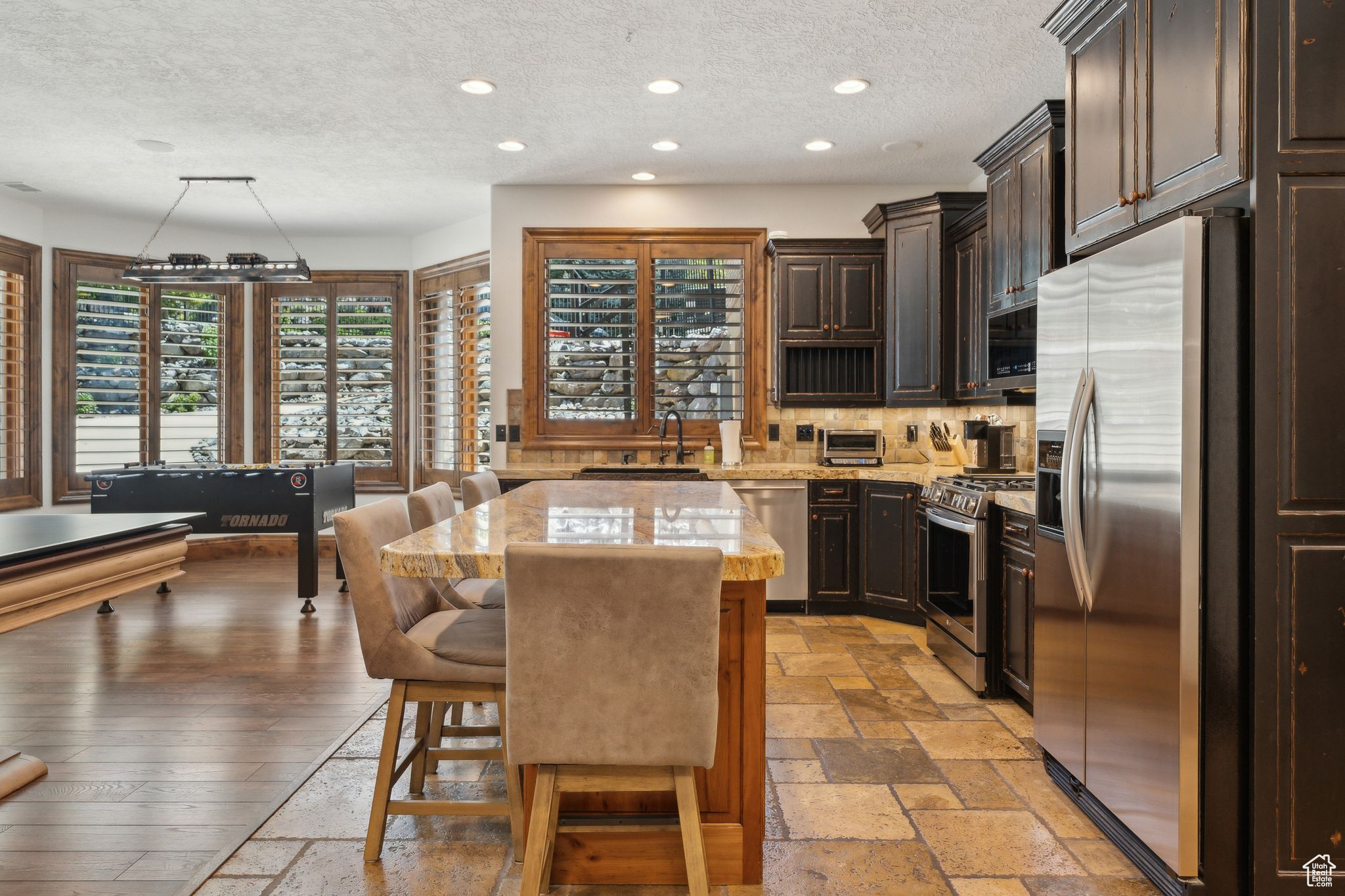 main property photo 80