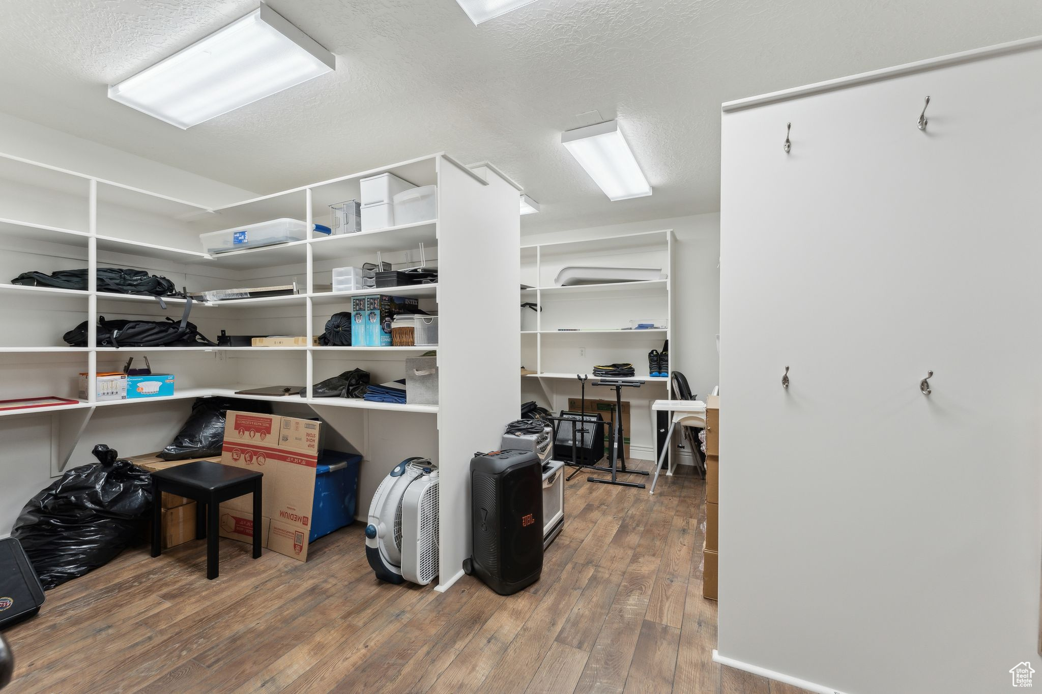 main property photo 86