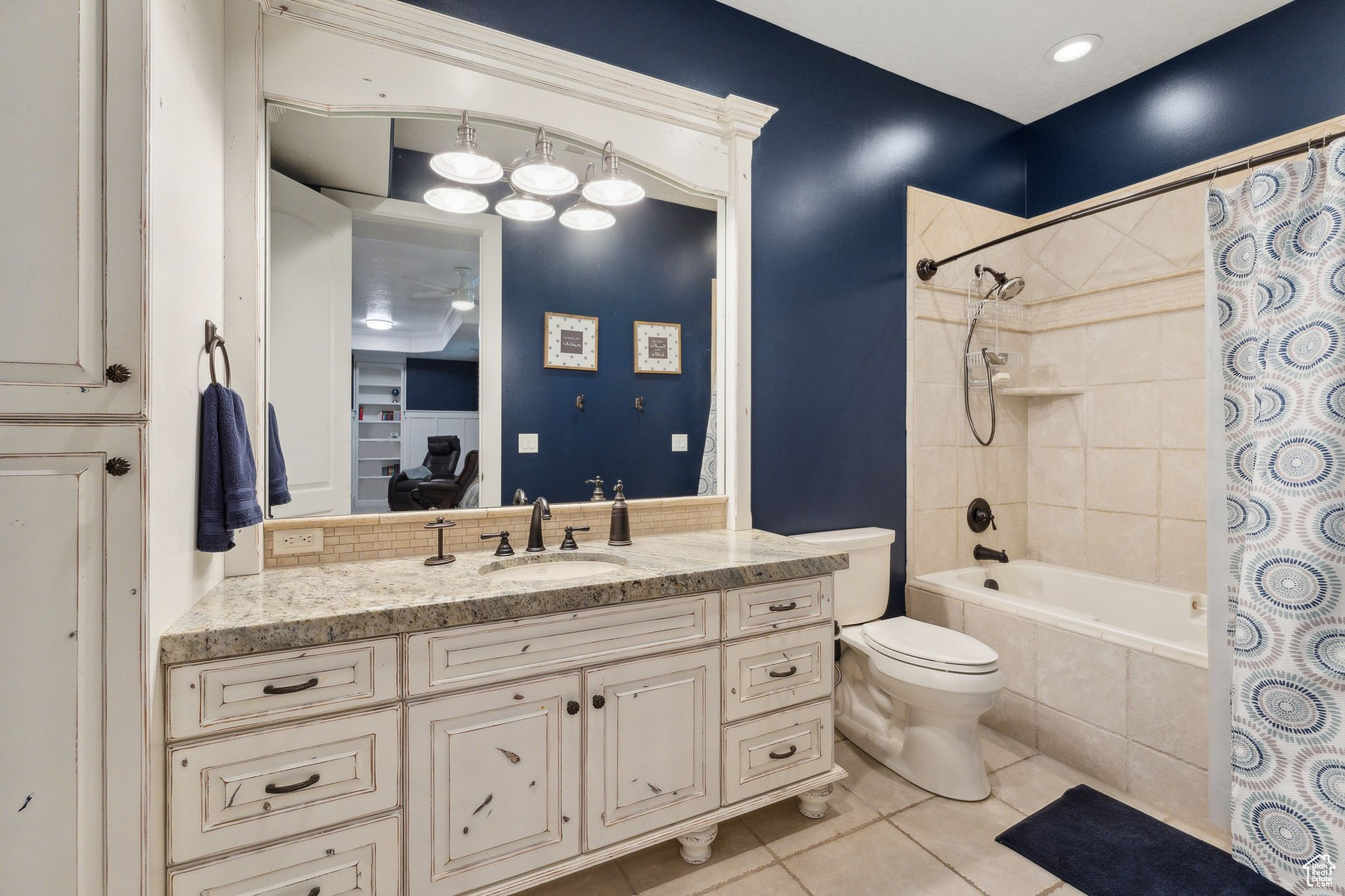 main property photo 92