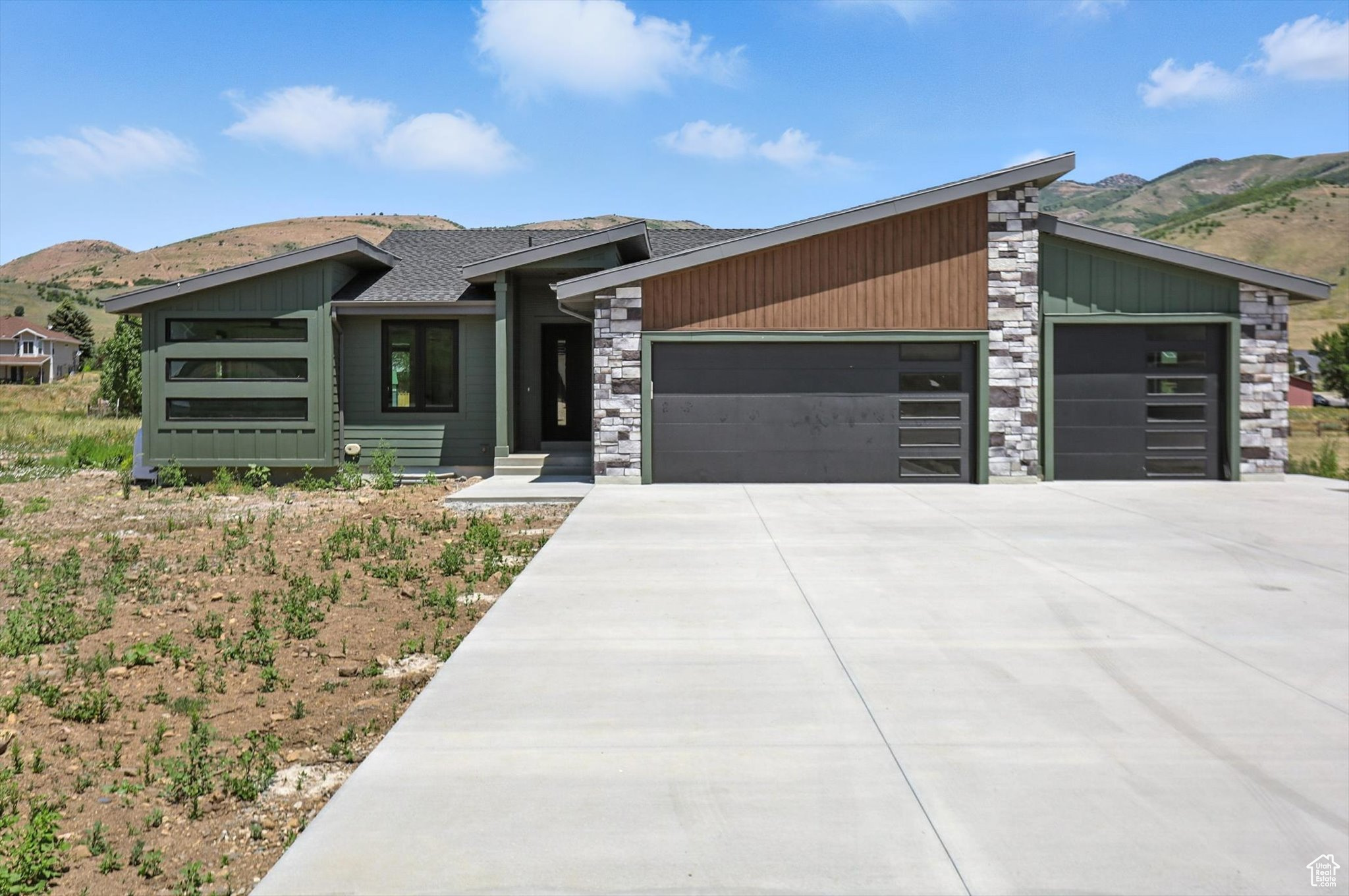 main property photo 59