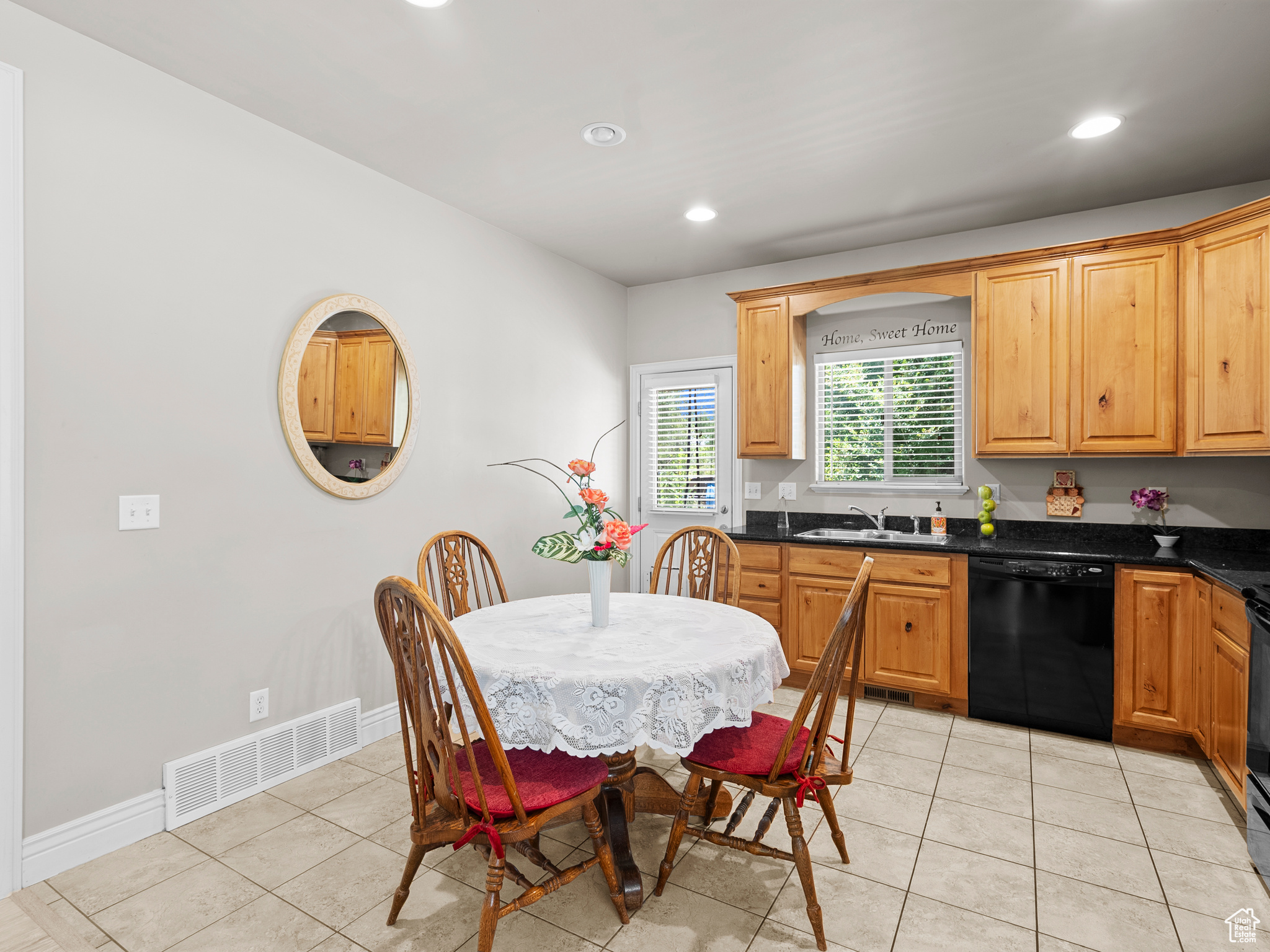 property viewer photo 7