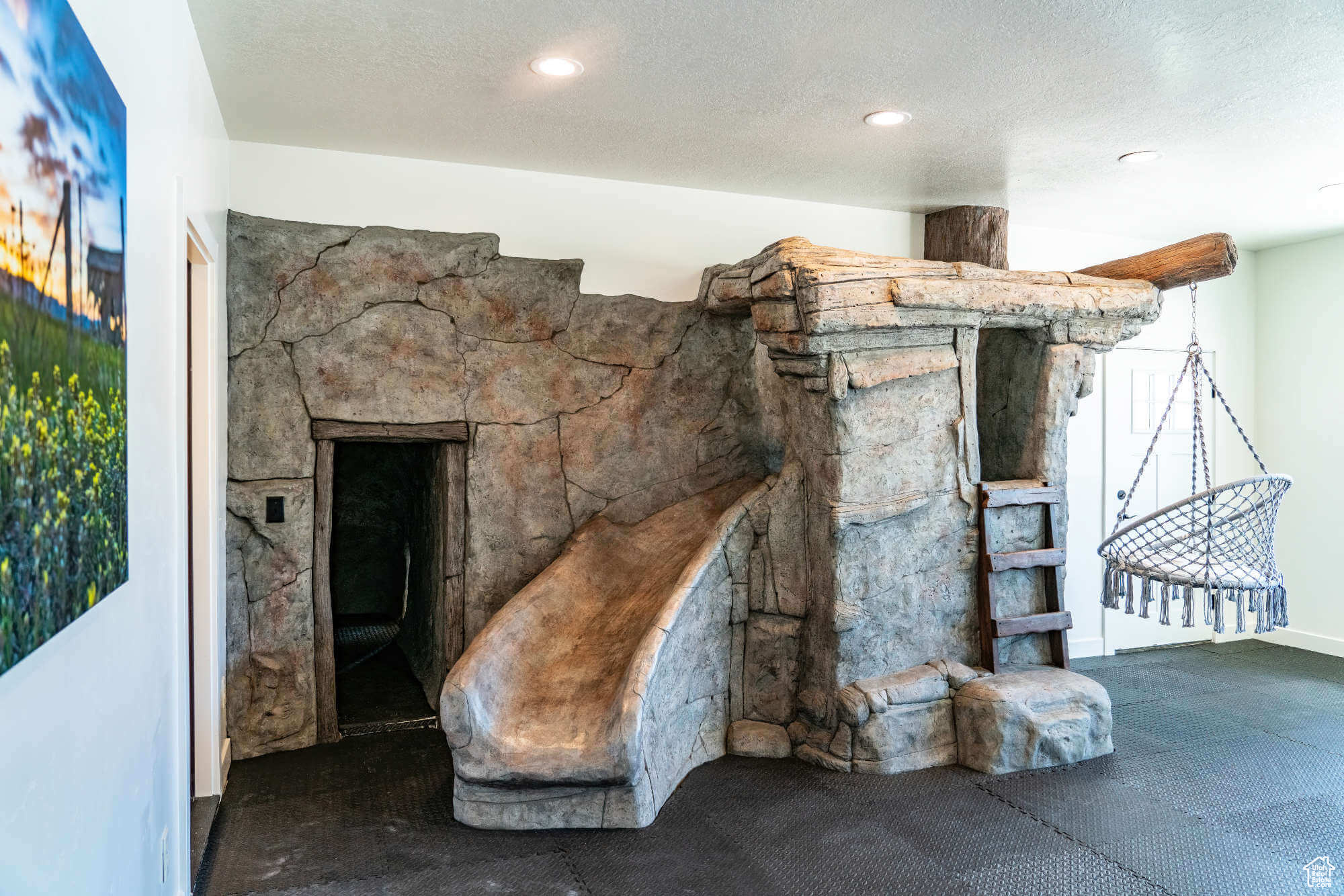 main property photo 109