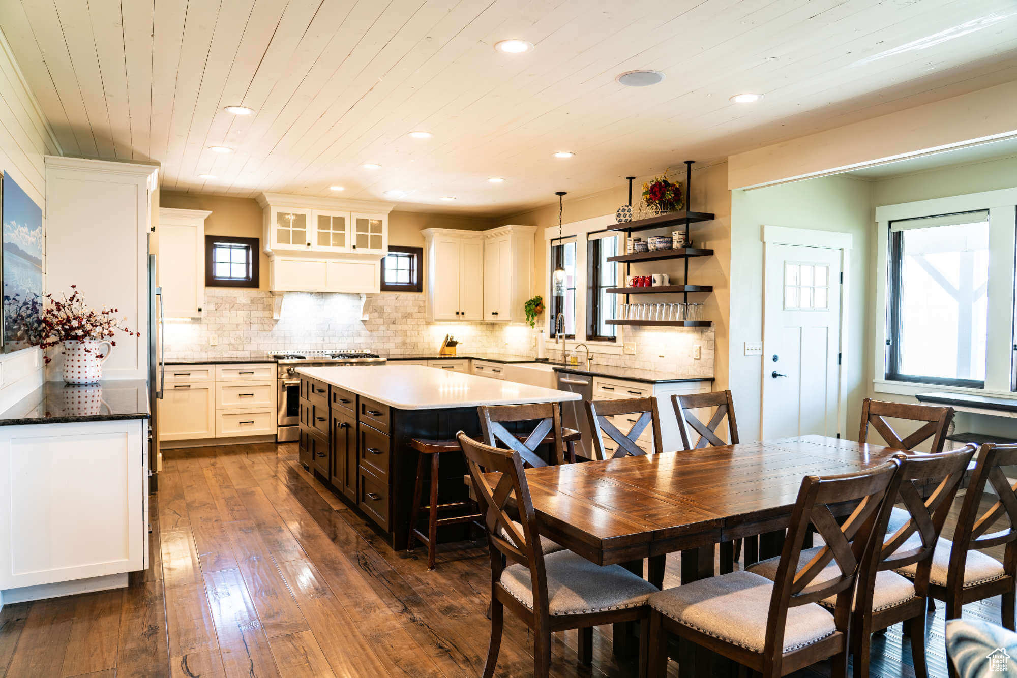 main property photo 94