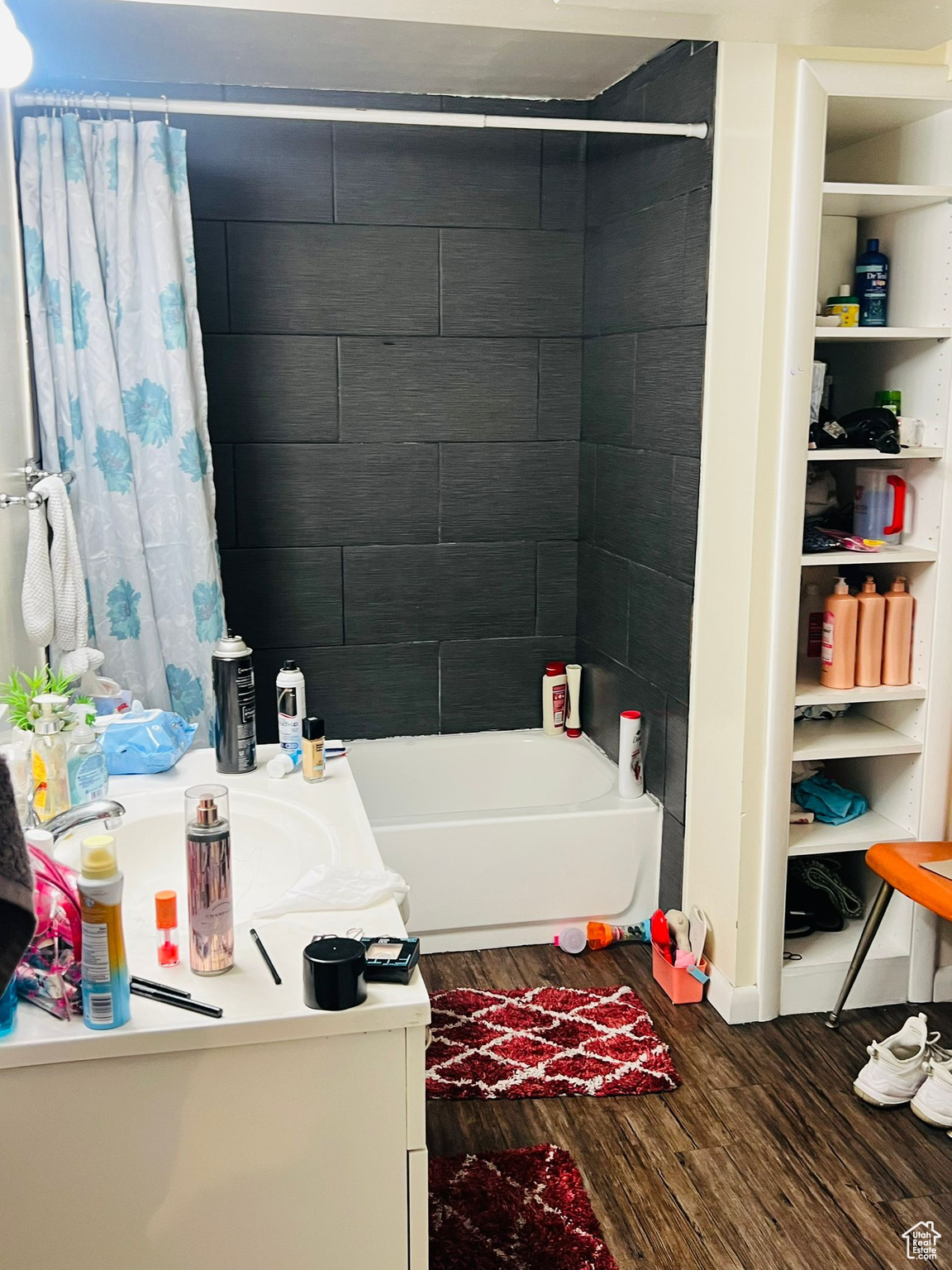 property viewer photo 17