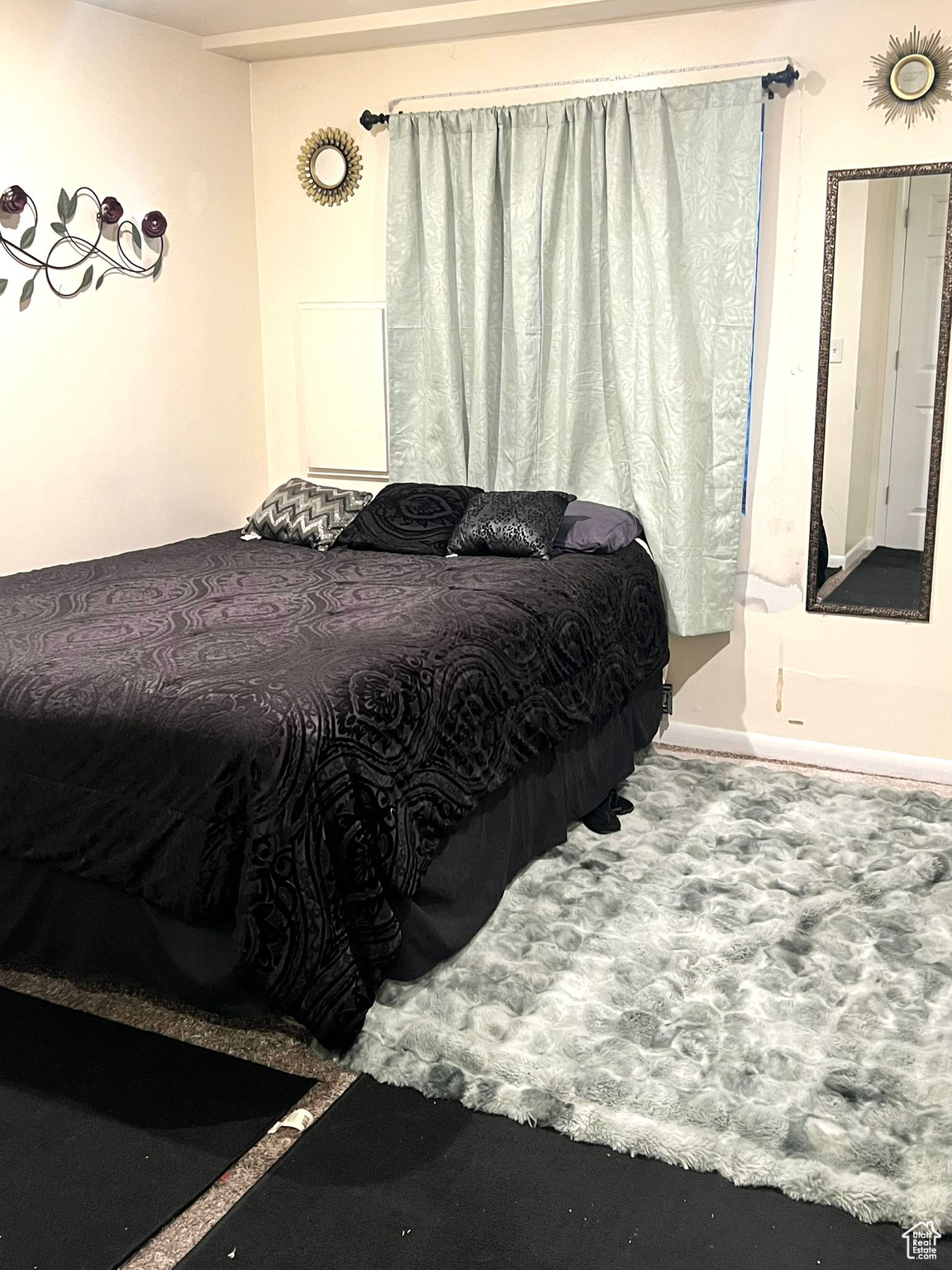 property viewer photo 19