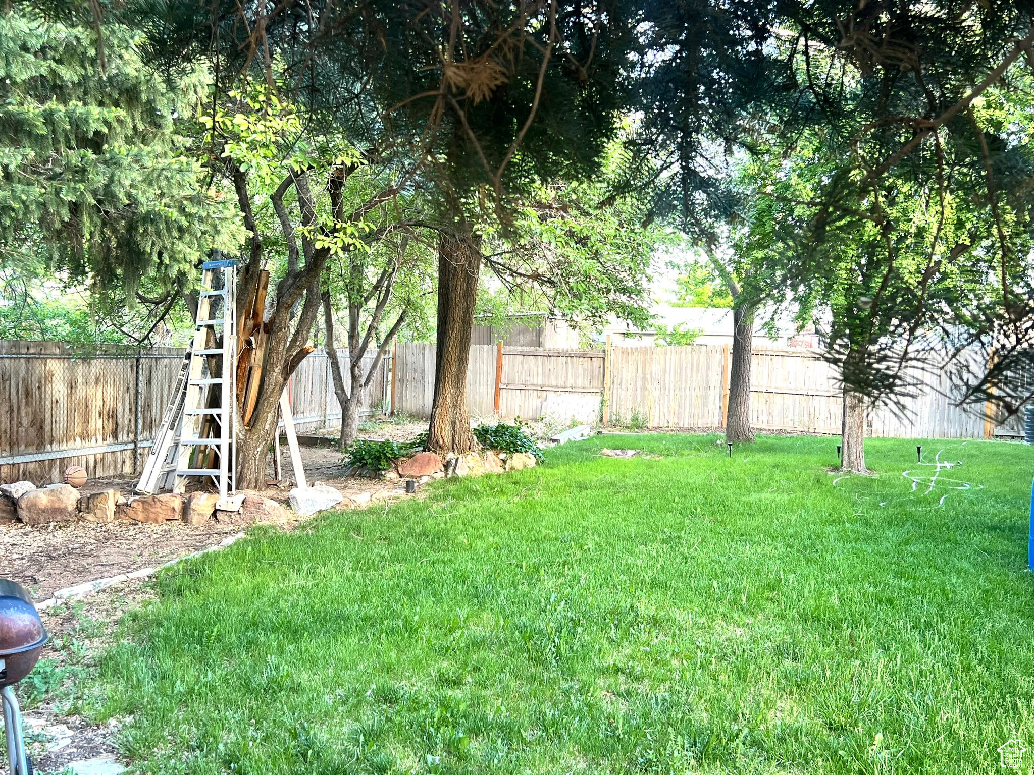 property viewer photo 6