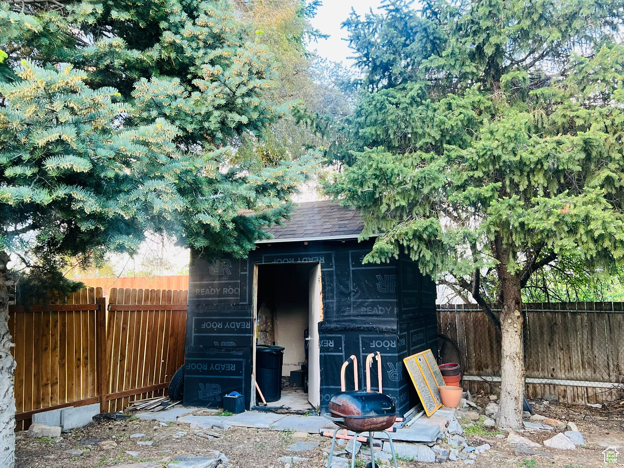 property viewer photo 7