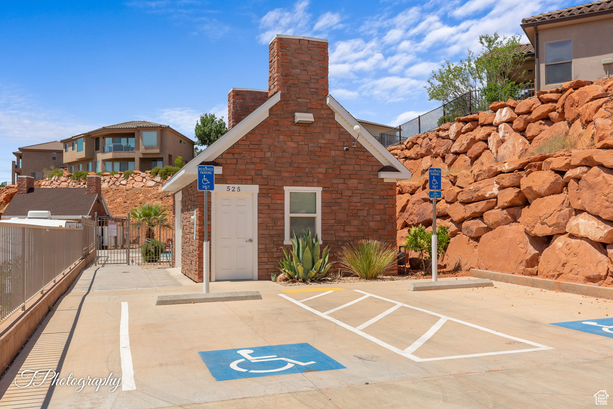 main property photo 31
