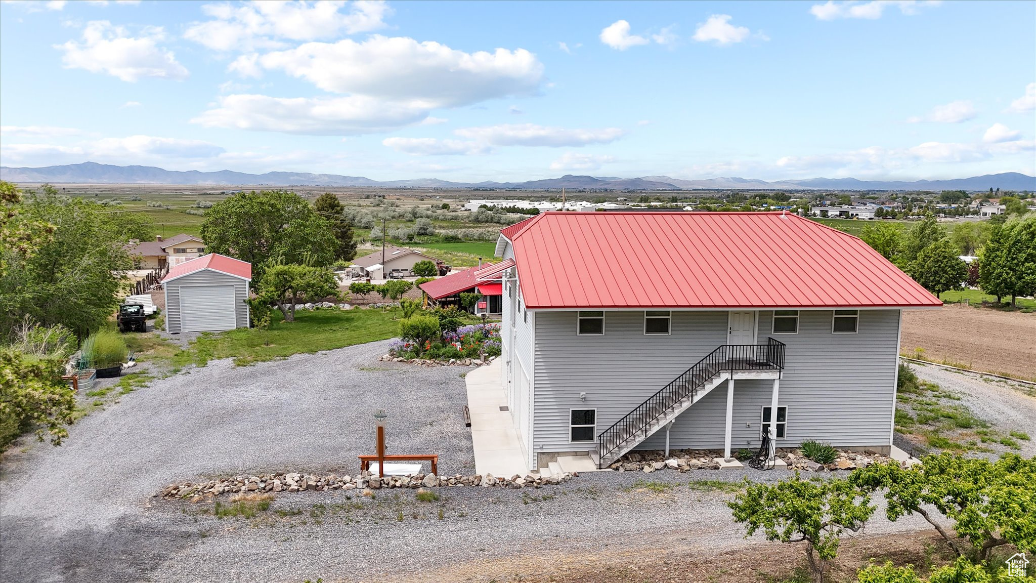 main property photo 57