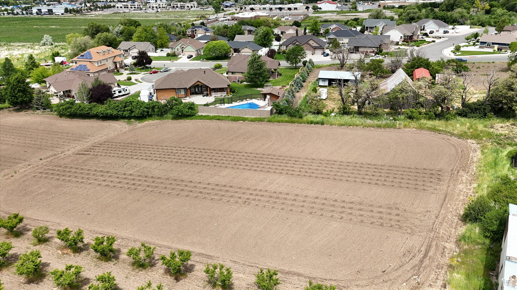 main property photo 65