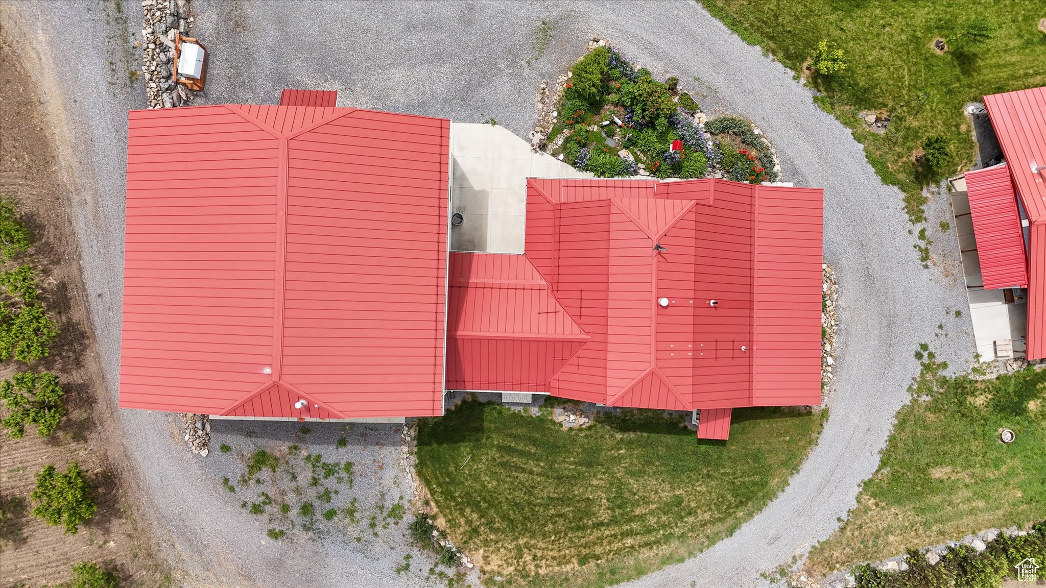 main property photo 73