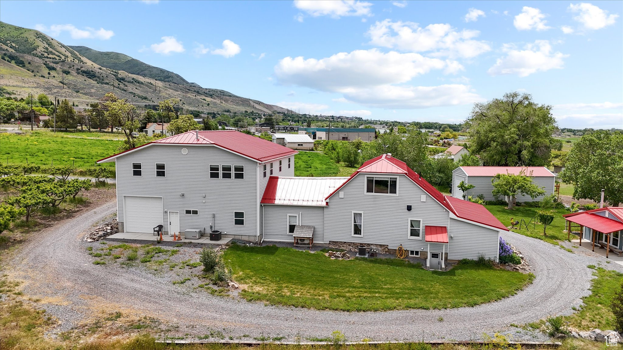 main property photo 75