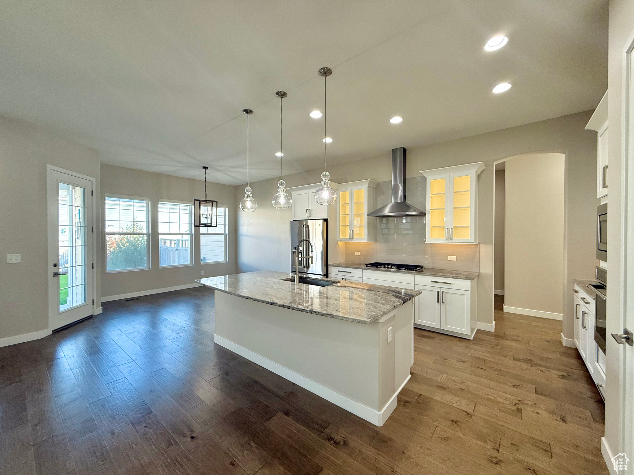 property viewer photo 13