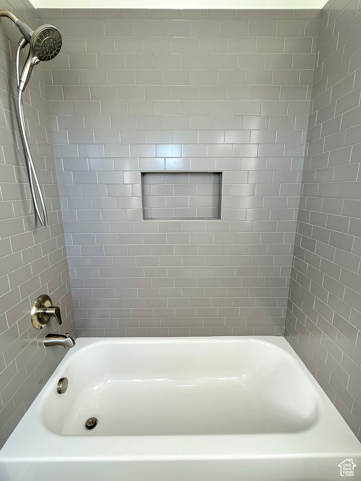 property viewer photo 33