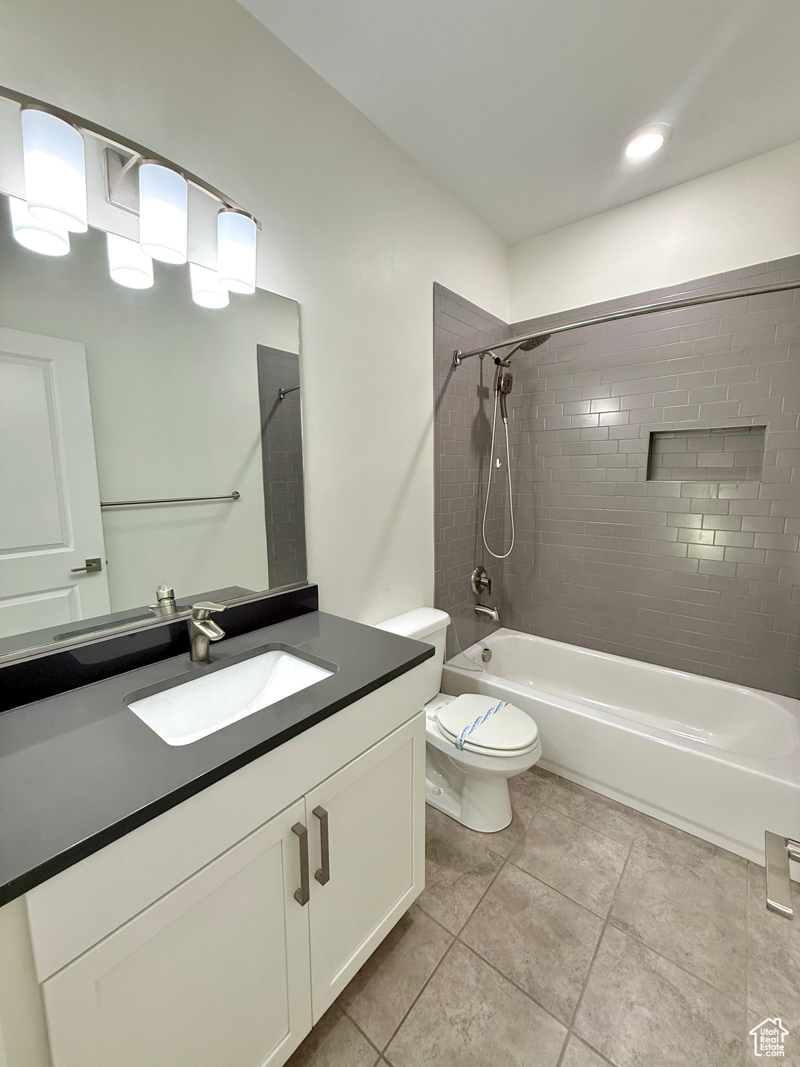 property viewer photo 38