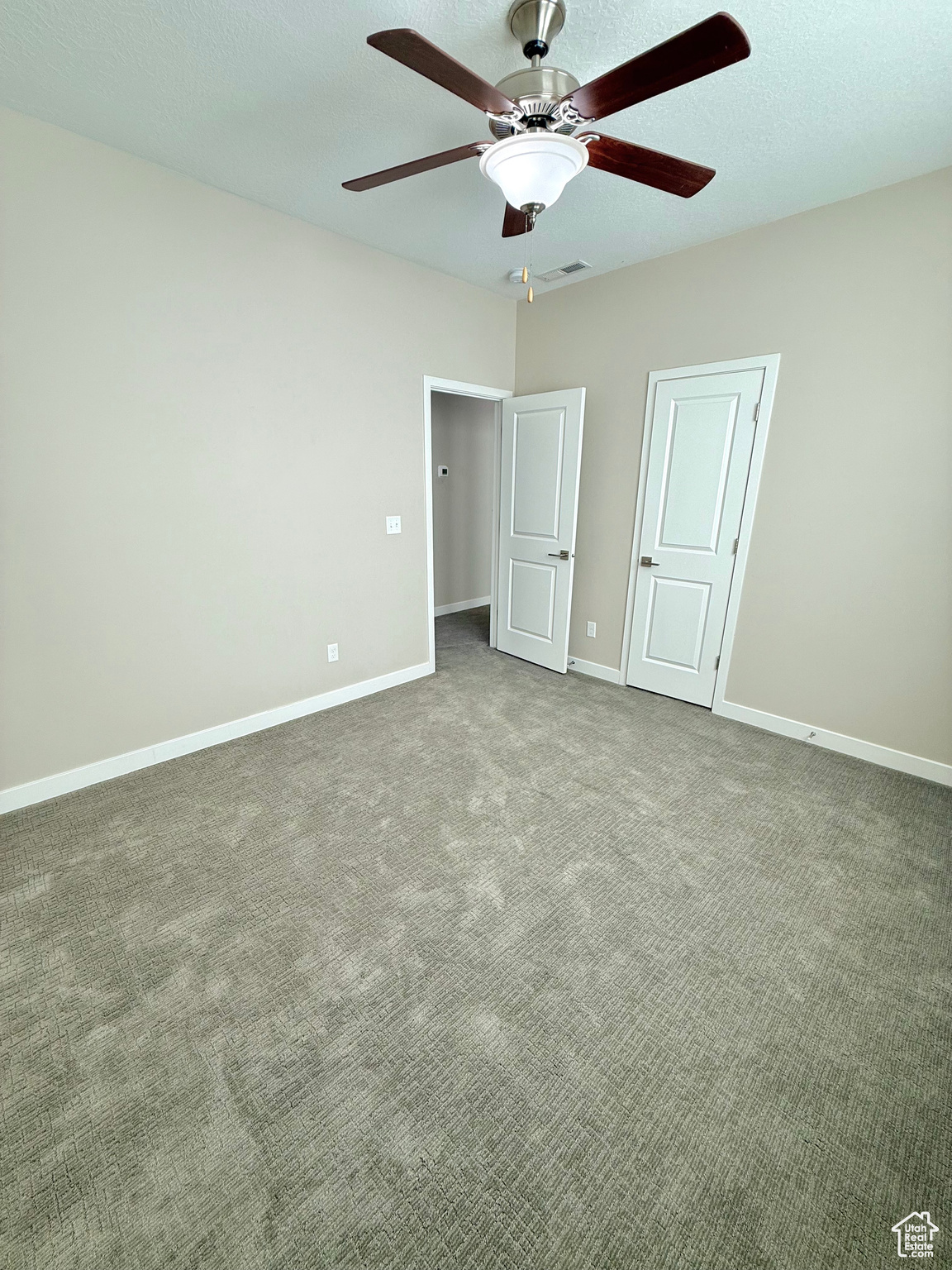 property viewer photo 42