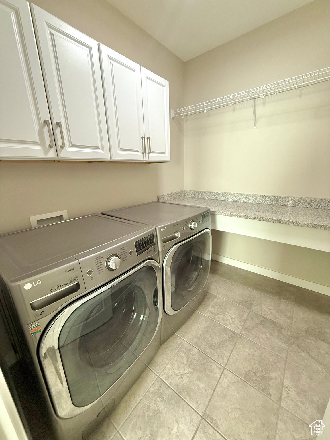 property viewer photo 43