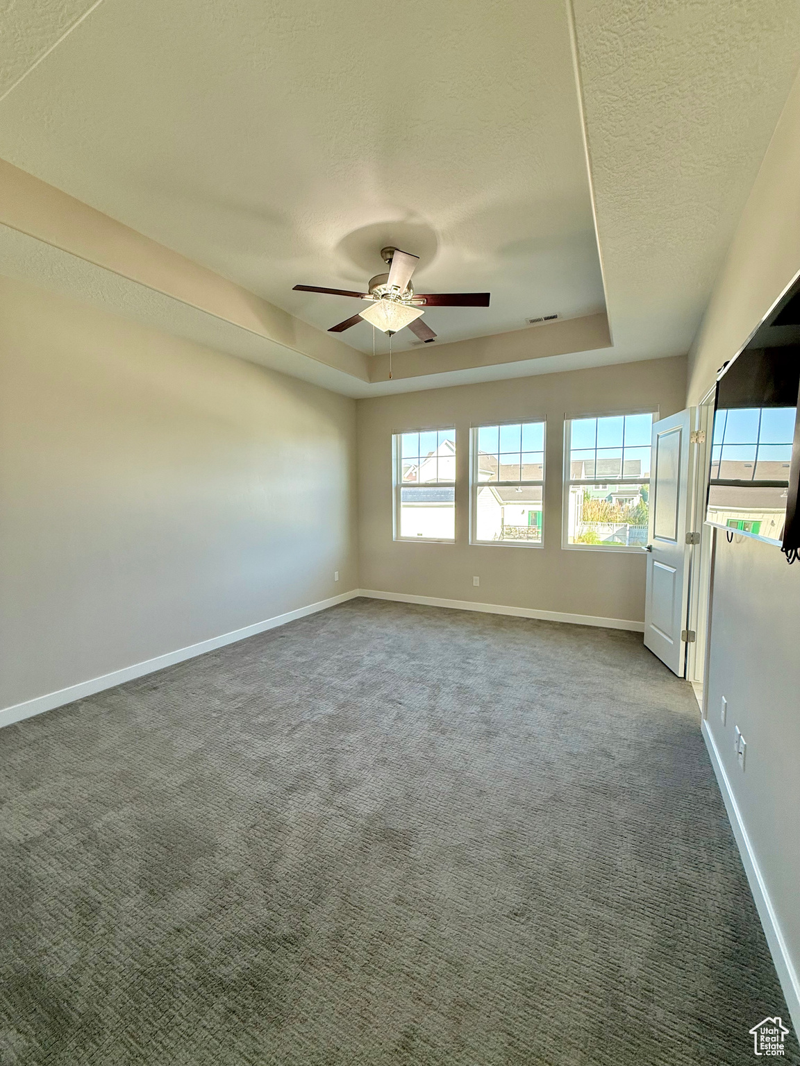 property viewer photo 44