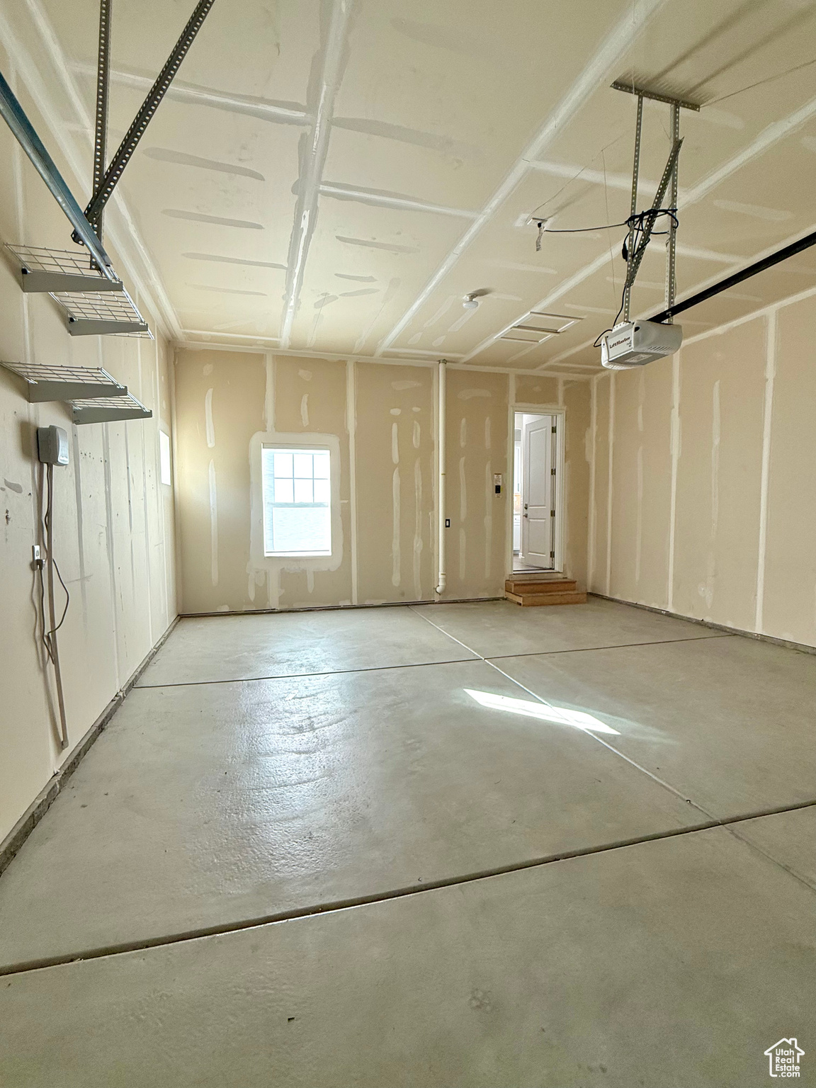 property viewer photo 63