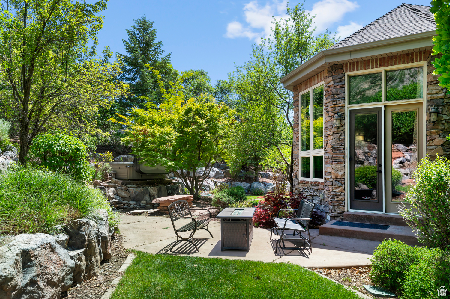 main property photo 68