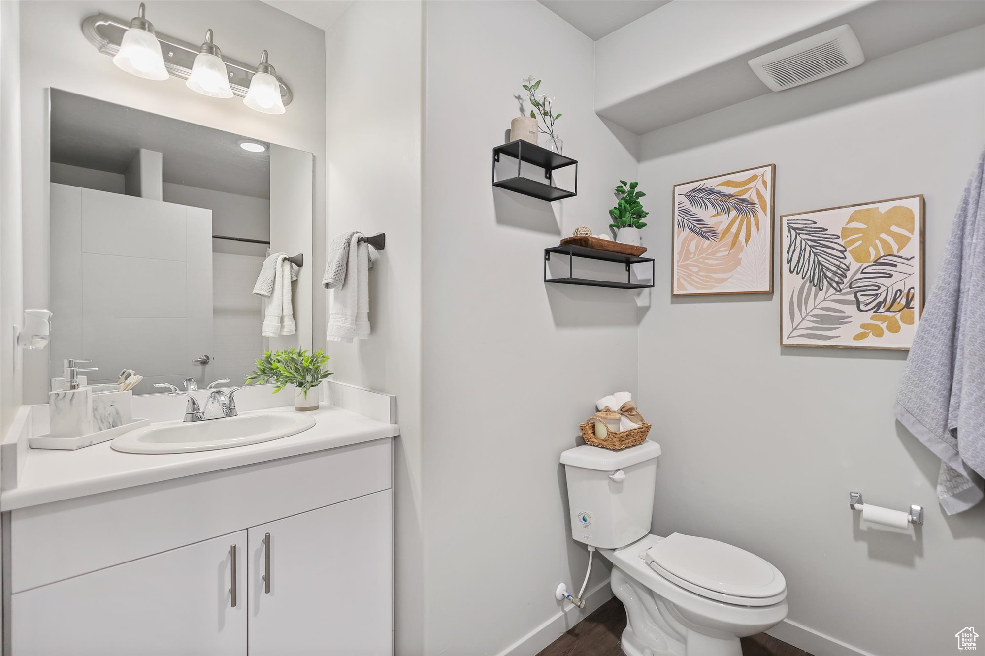property viewer photo 12