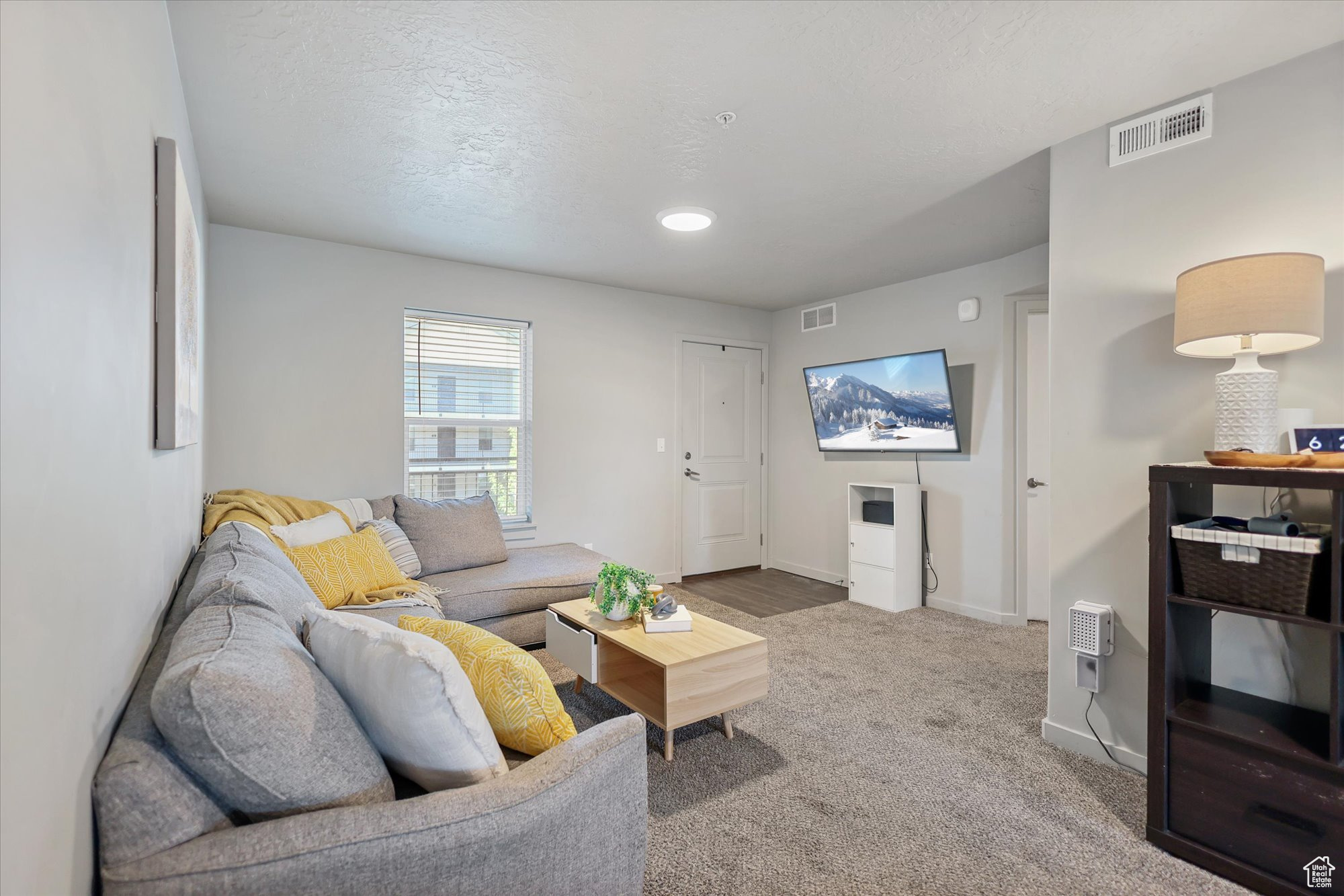 property viewer photo 18