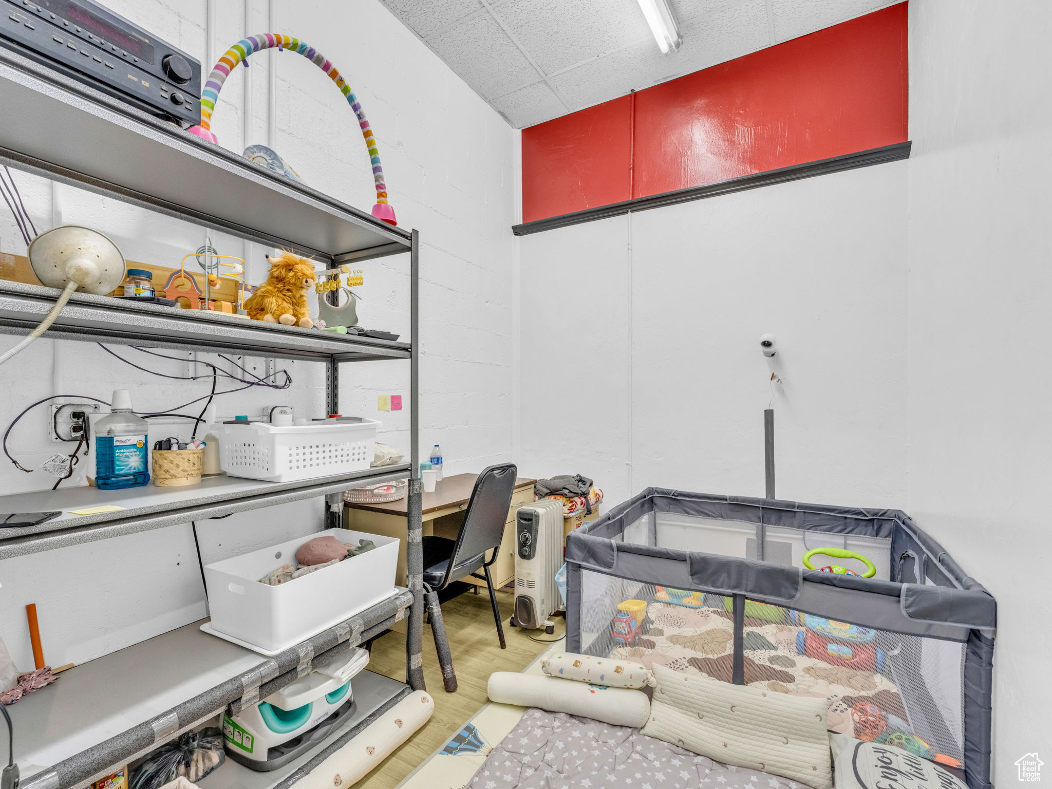 main property photo 30