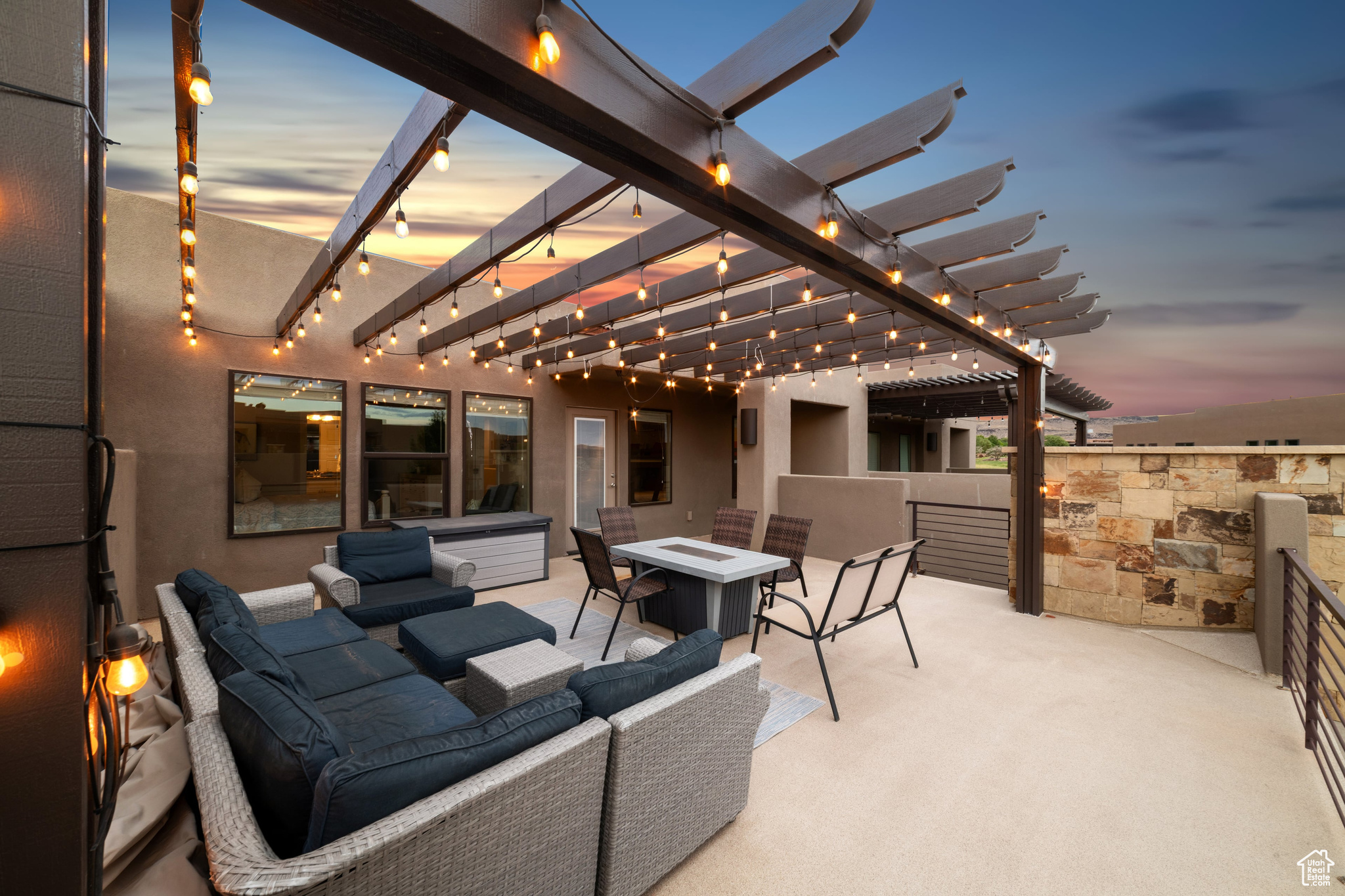 main property photo 33