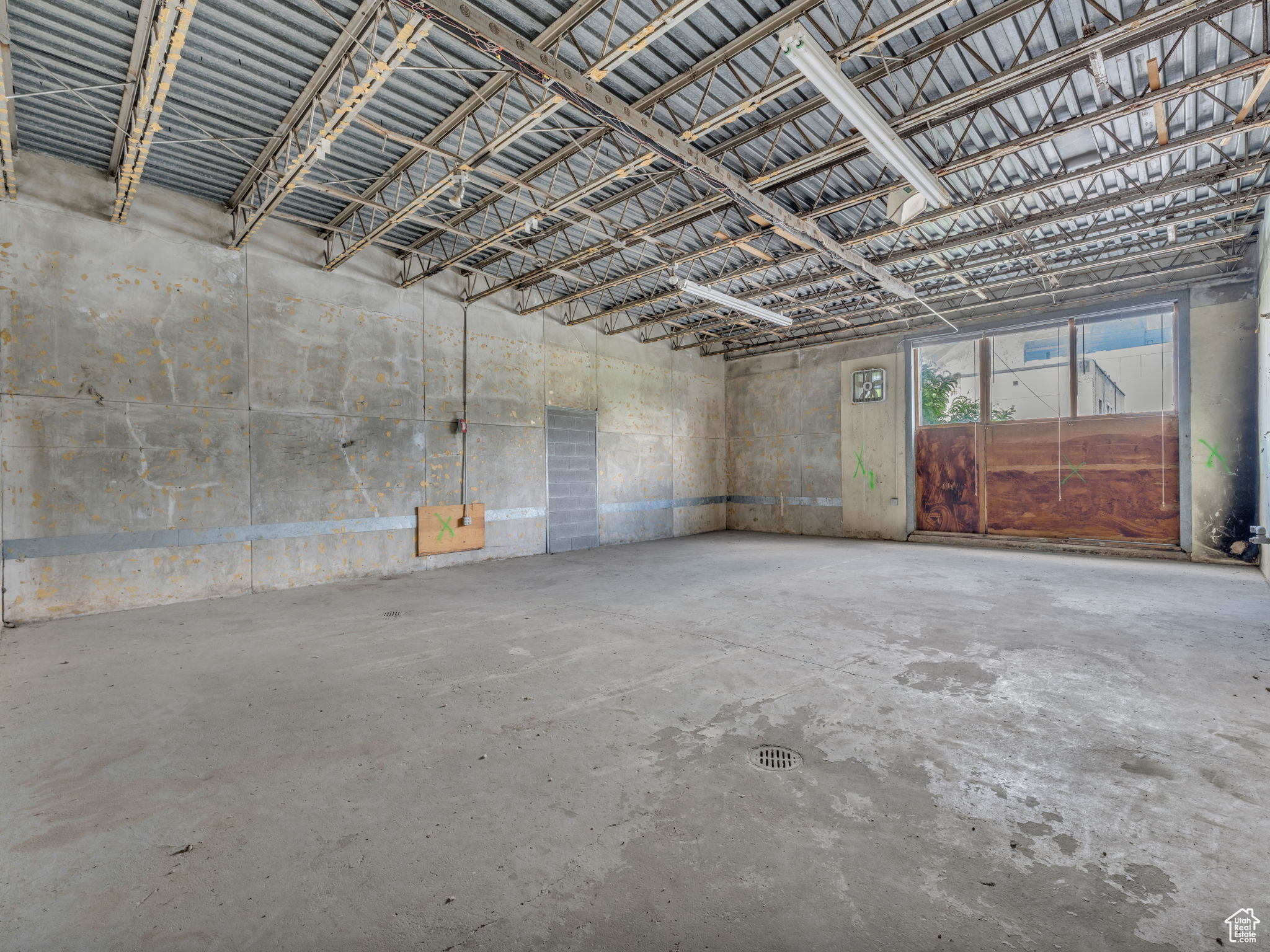 main property photo 54