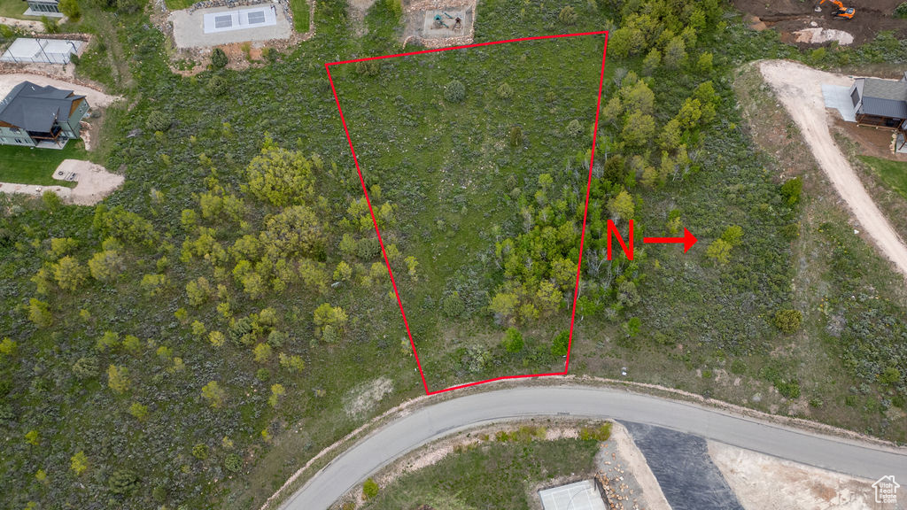 main property photo 6
