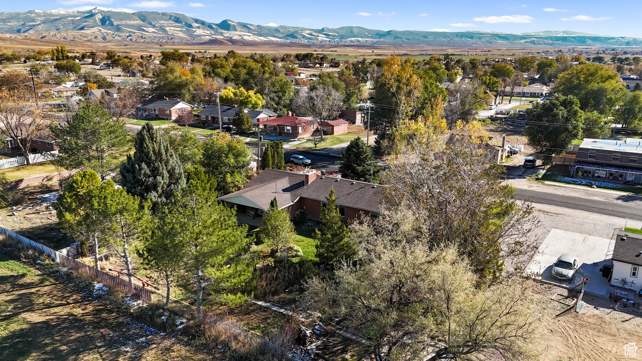 main property photo 26