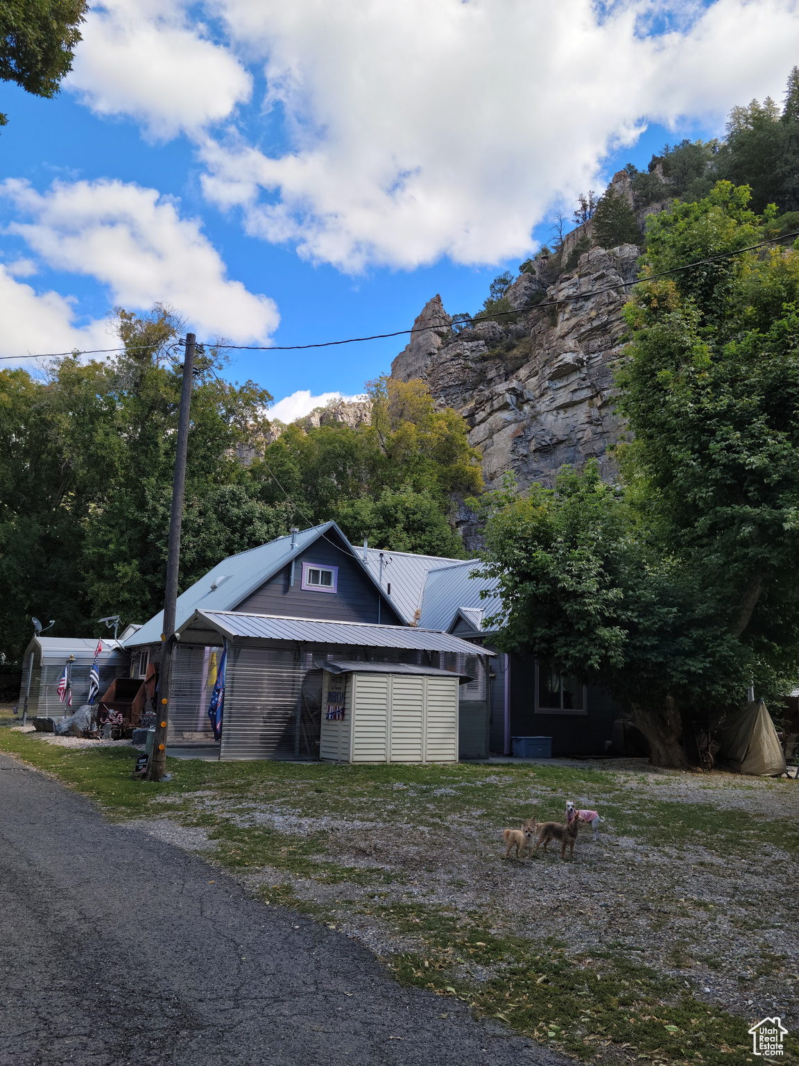main property photo 11