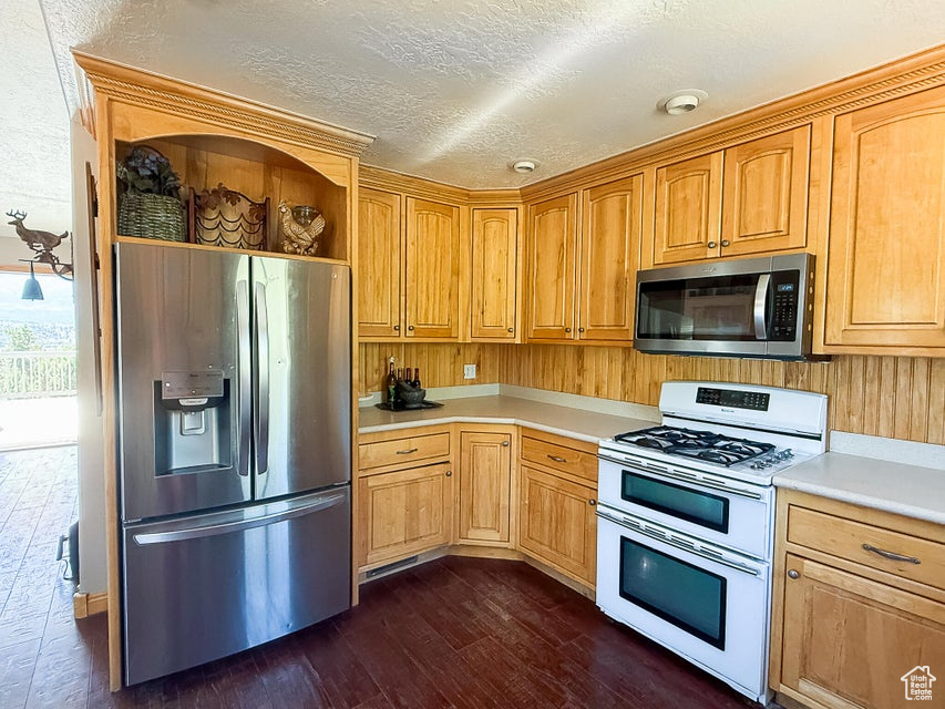main property photo 14