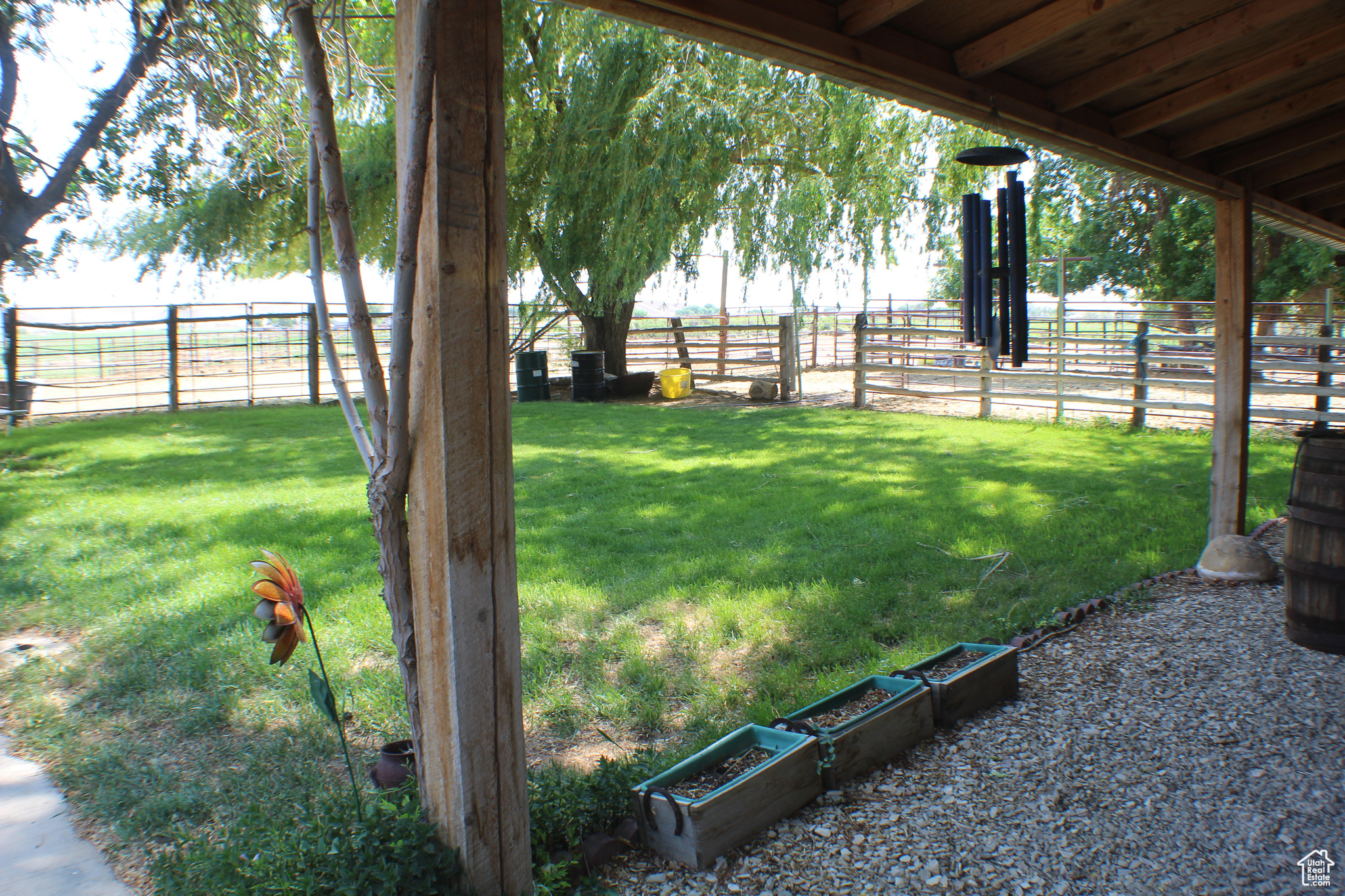 property viewer photo 27