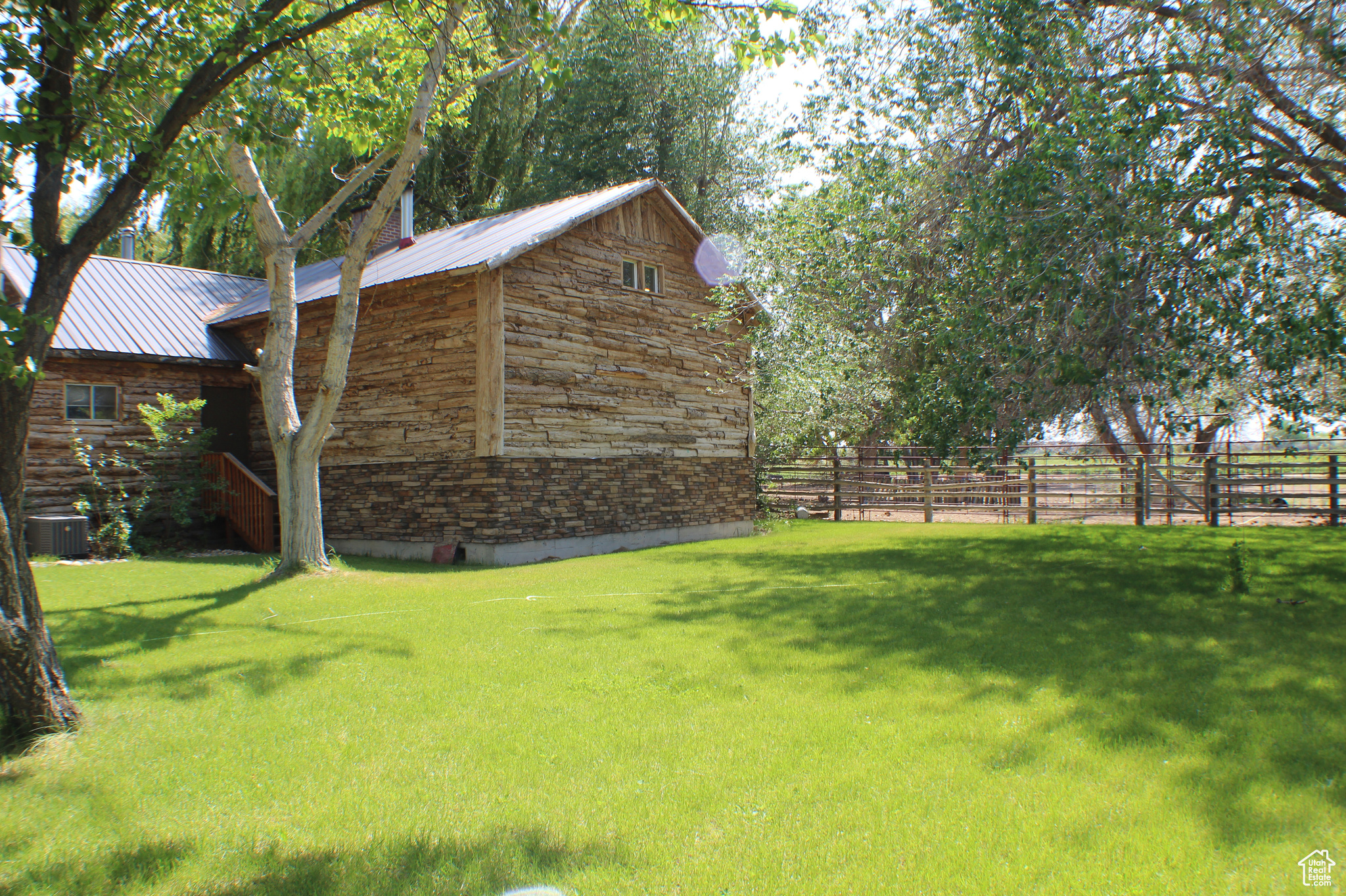 property viewer photo 31