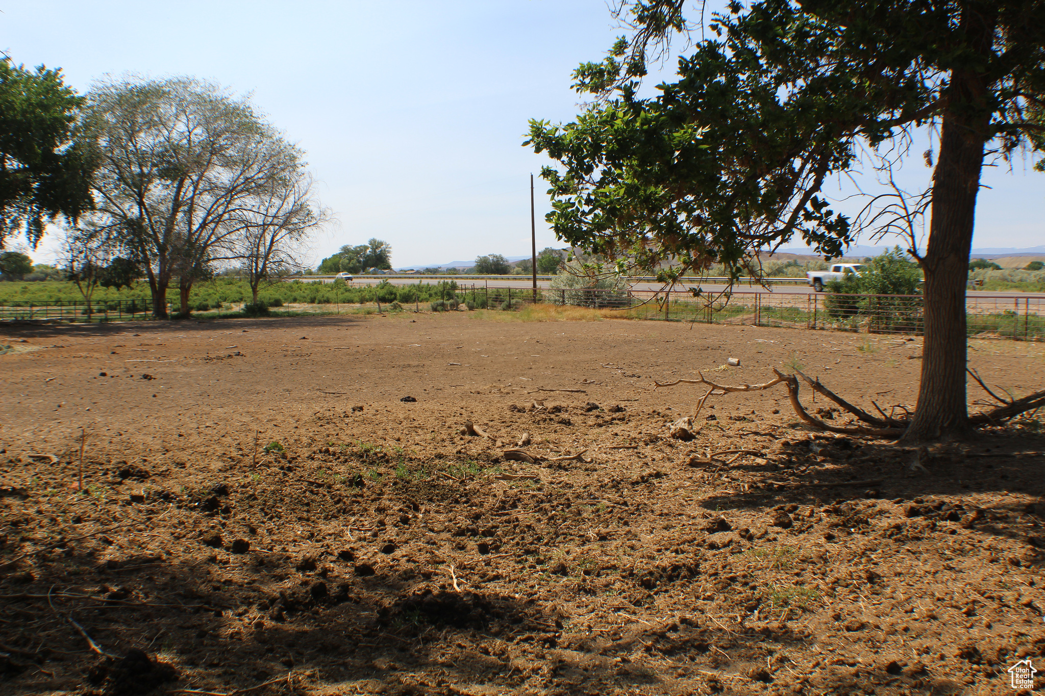 property viewer photo 40