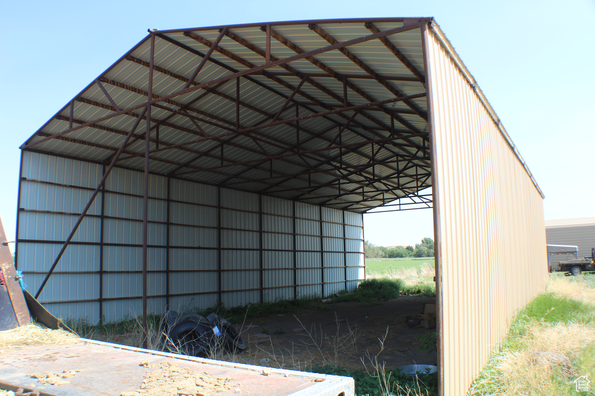property viewer photo 45
