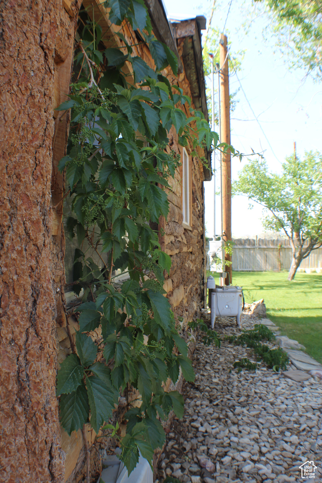 property viewer photo 54