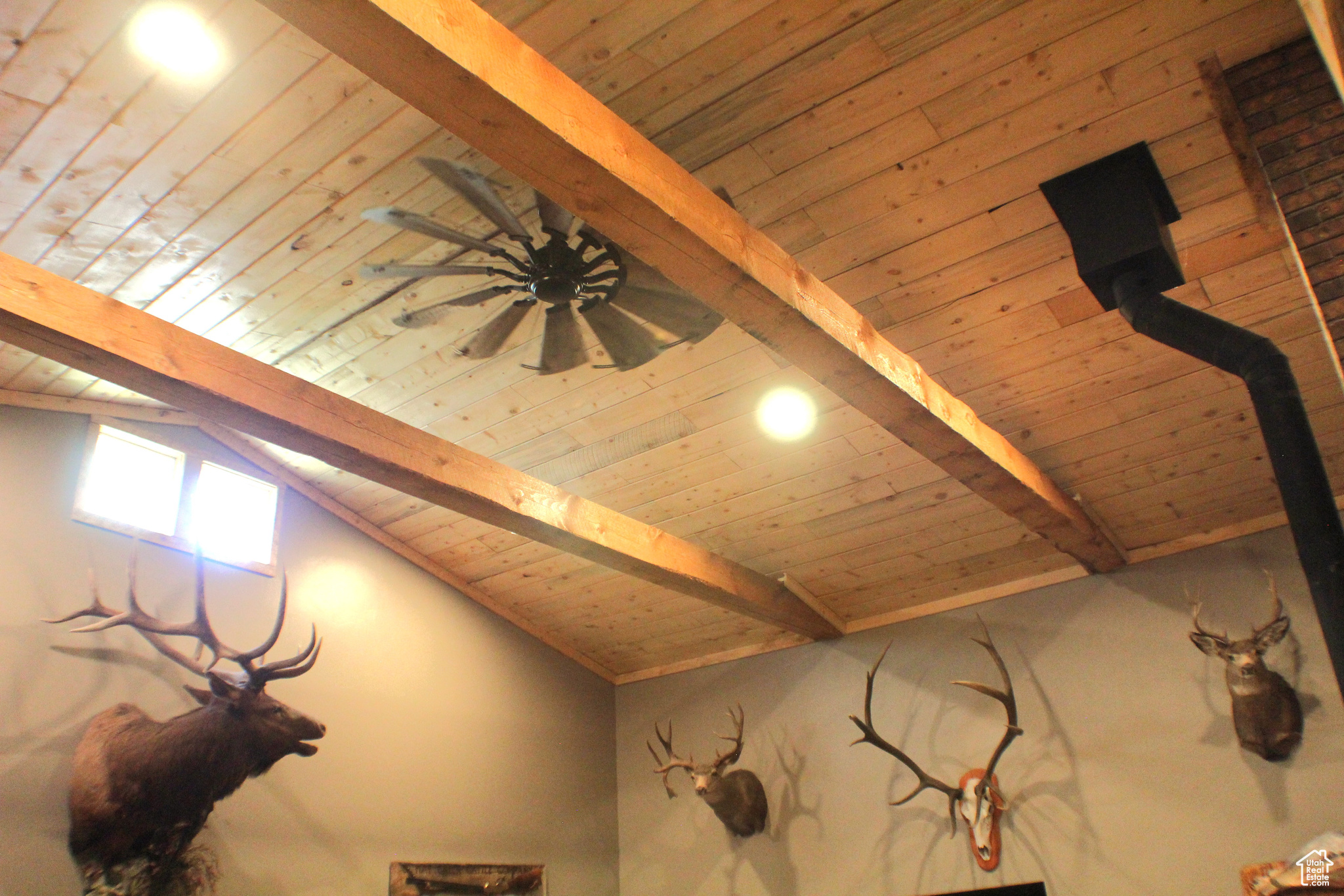 property viewer photo 7