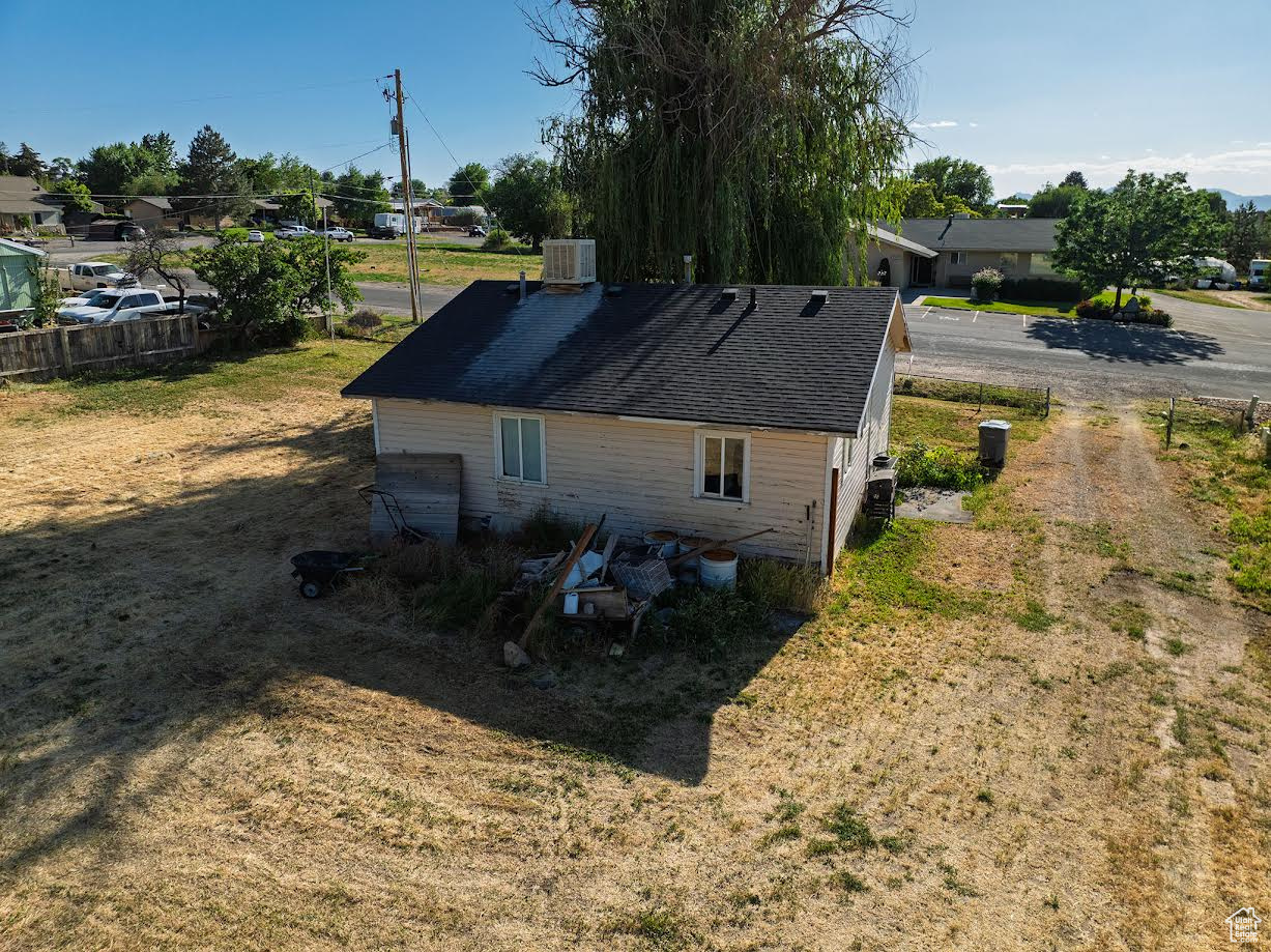 main property photo 17