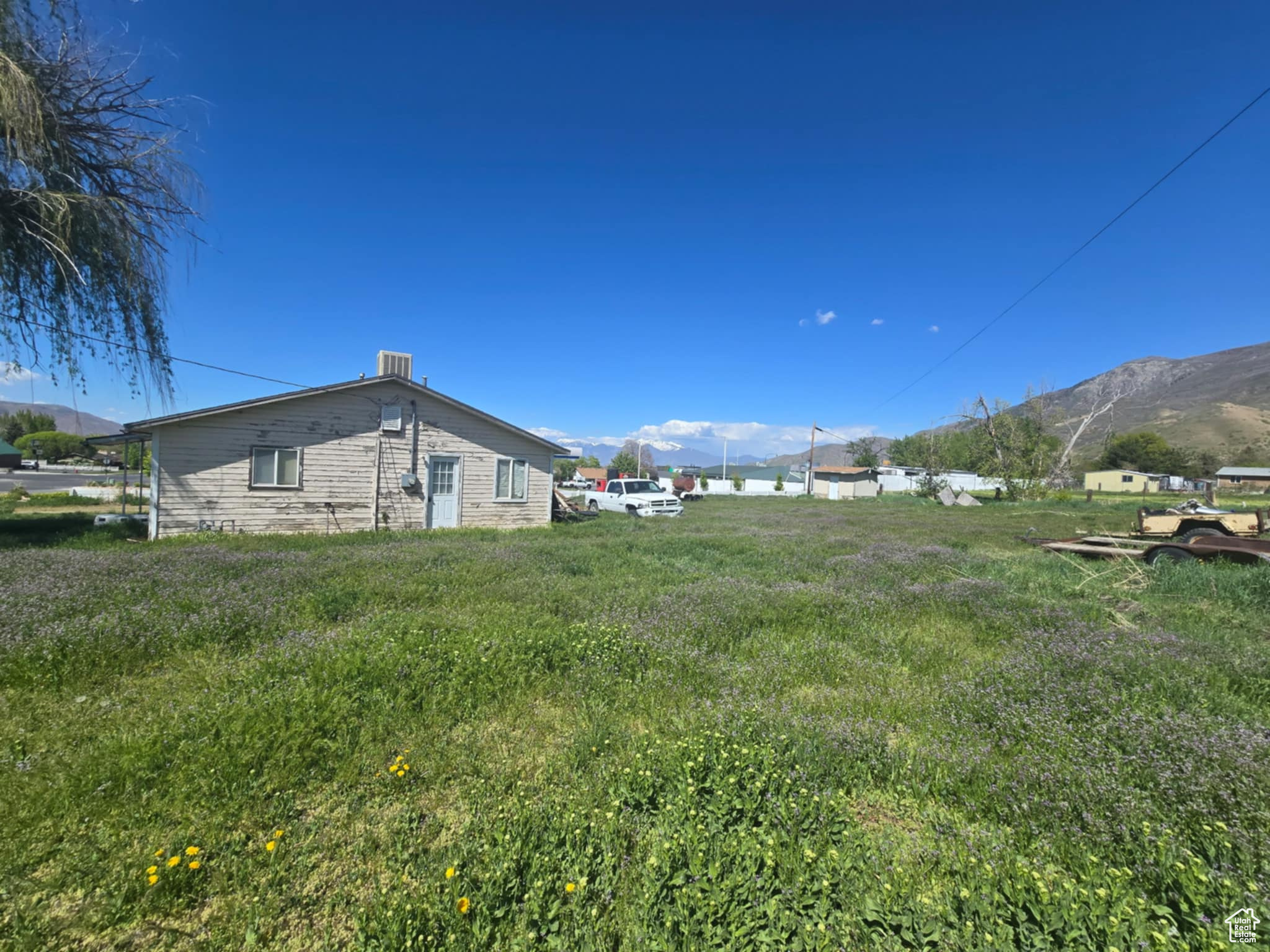main property photo 37