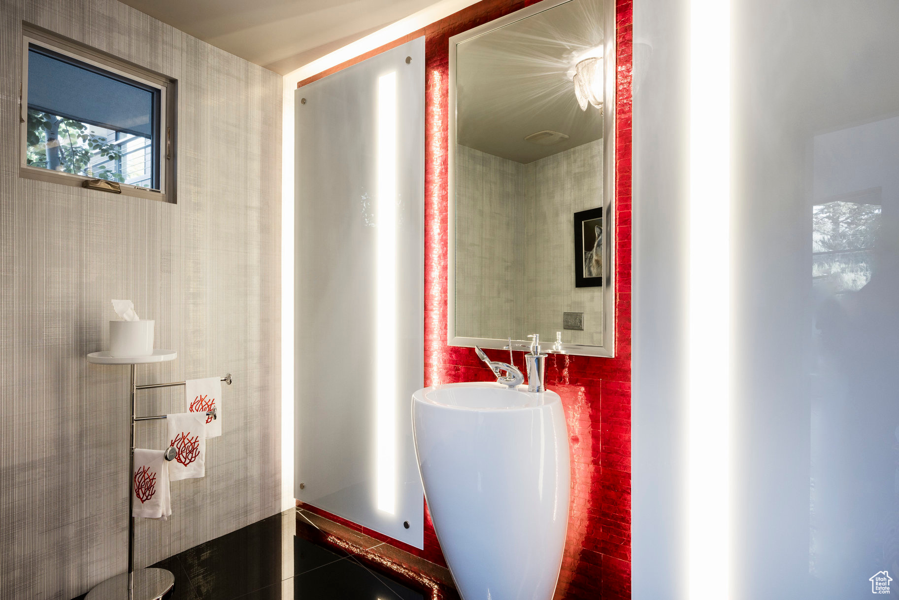 main property photo 79