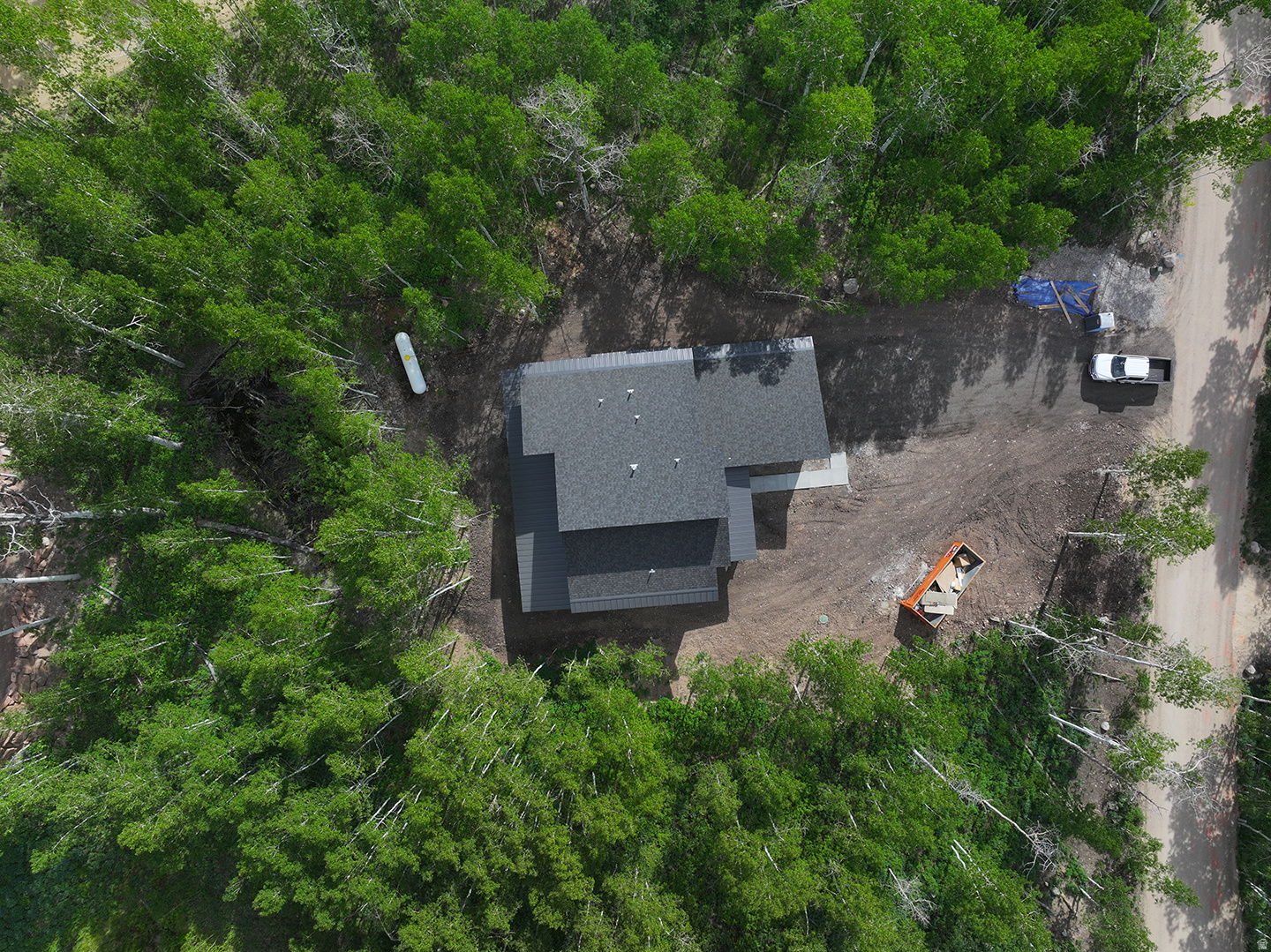 main property photo 41