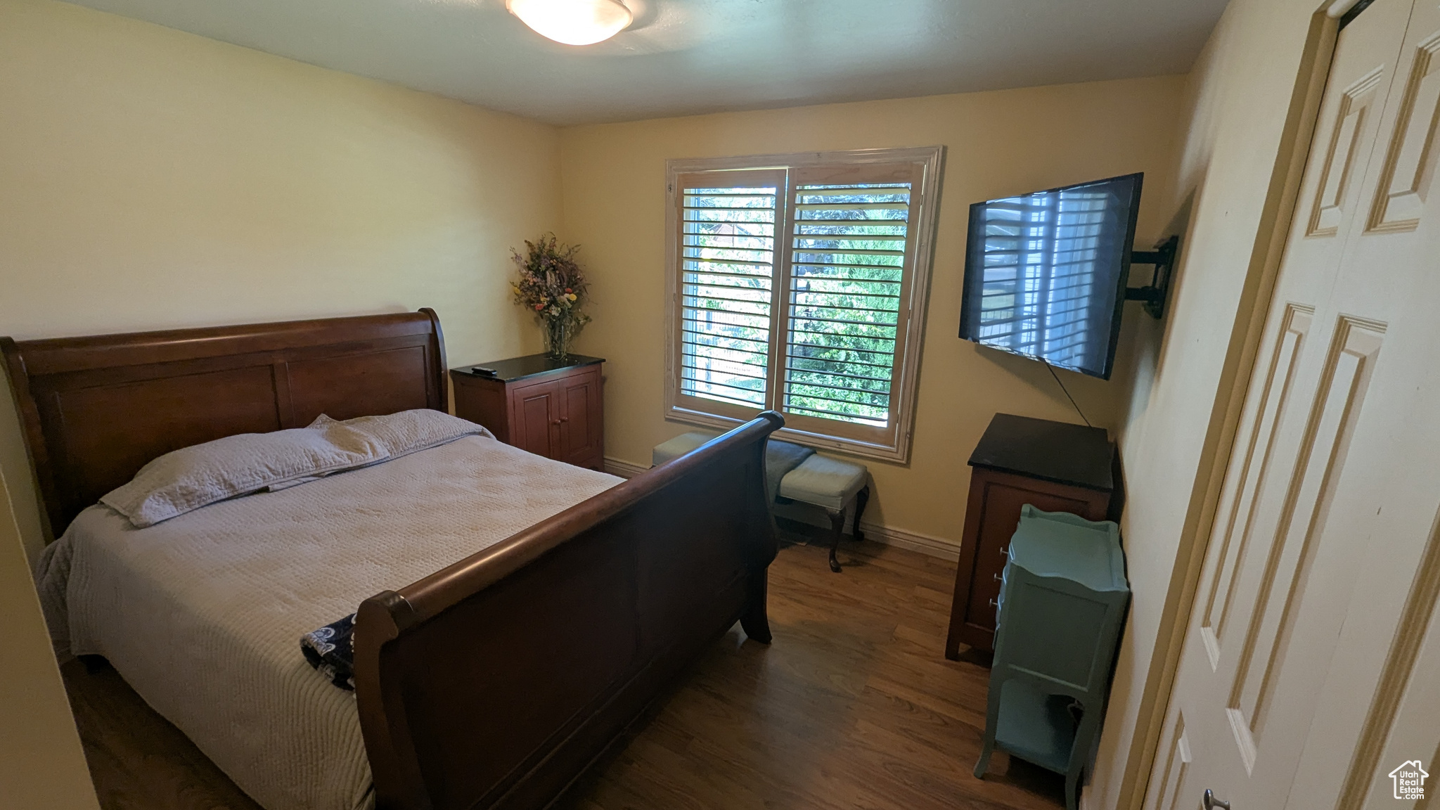 main property photo 17