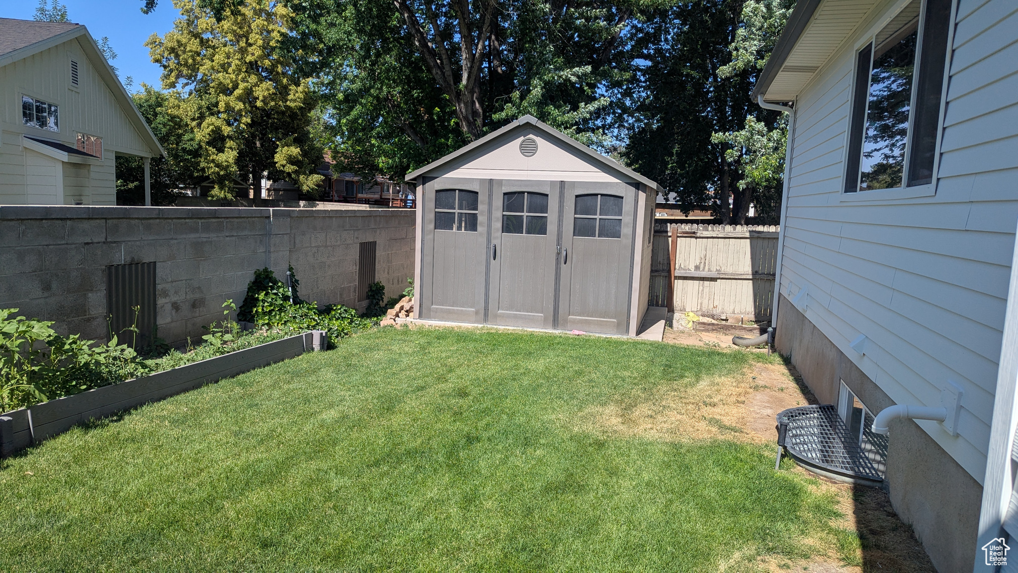 main property photo 58