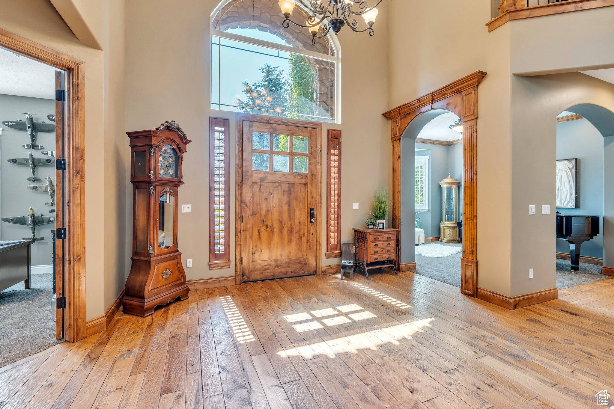 main property photo 11