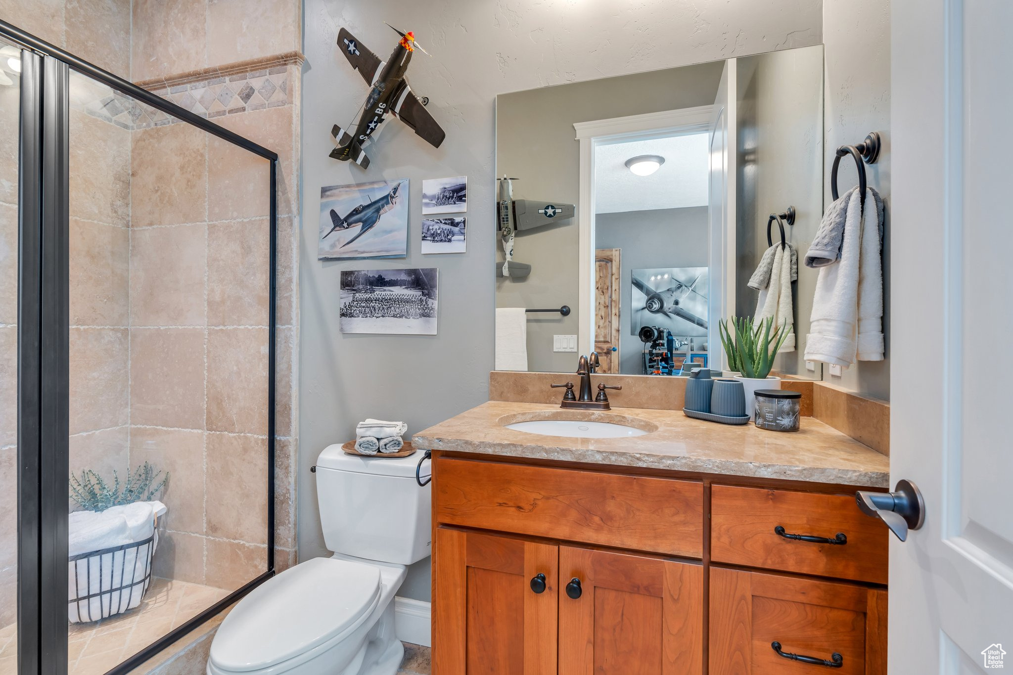 main property photo 17